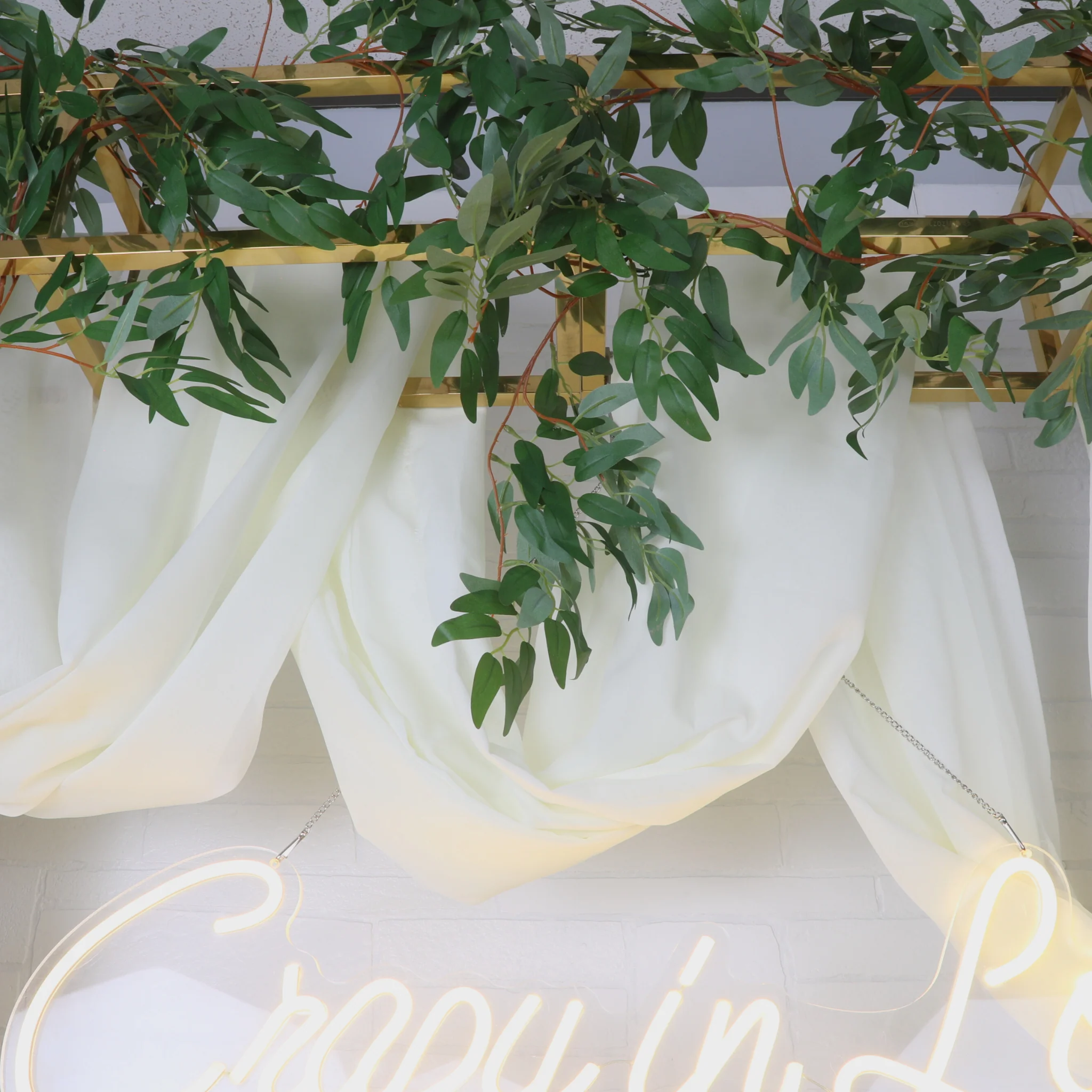 Artificial Faux Willow Greenery Garland 6ft Long - Image 2