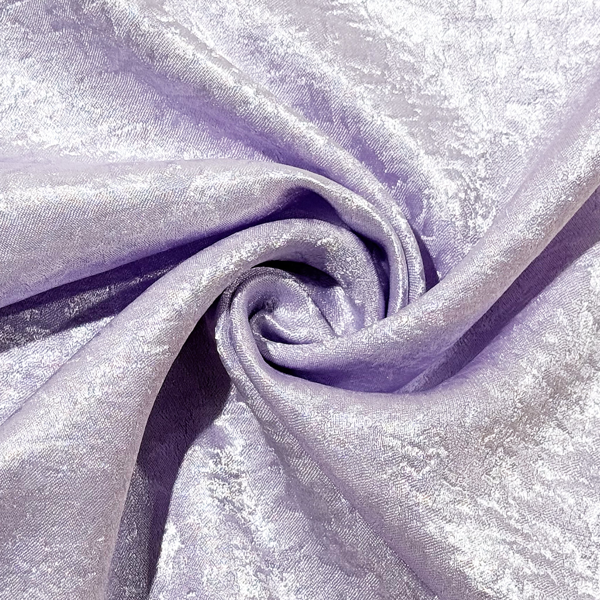Crinkle Shimmer 132" Round Tablecloth - Lavender - Image 4