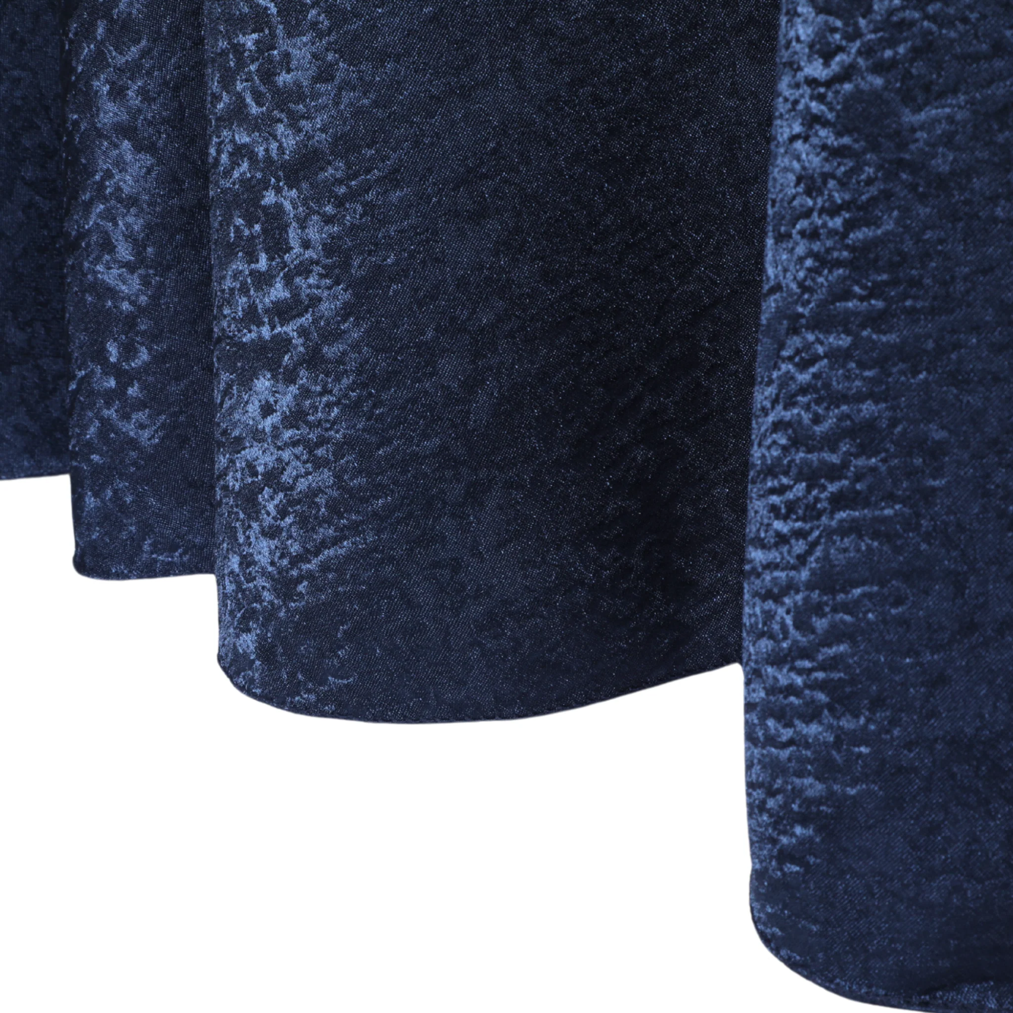 Crinkle Shimmer 132" Round Tablecloth - Navy Blue - Image 3