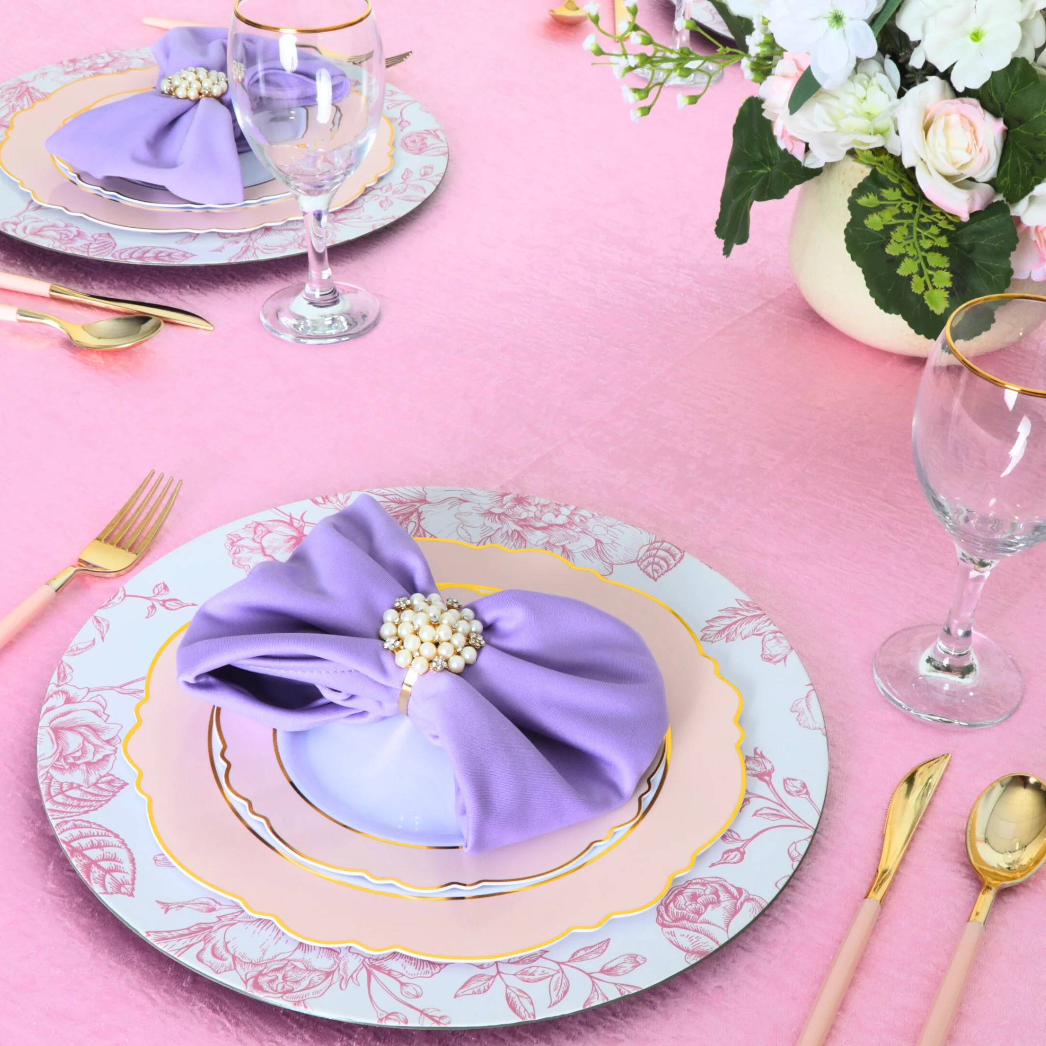 Crinkle Shimmer 132" Round Tablecloth - Pink - Image 2