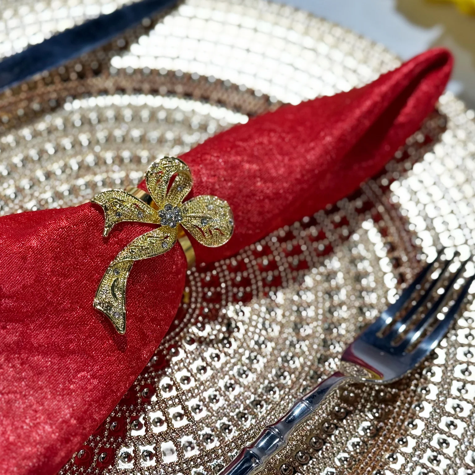 5 pcs/pk Crinkle Shimmer Napkin 20"x20" - Red - Image 4