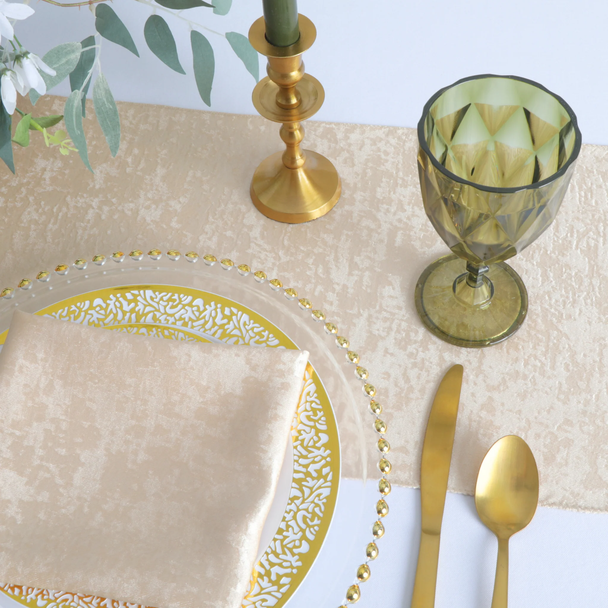 Crinkle Shimmer Table Runner - Champagne - Image 3