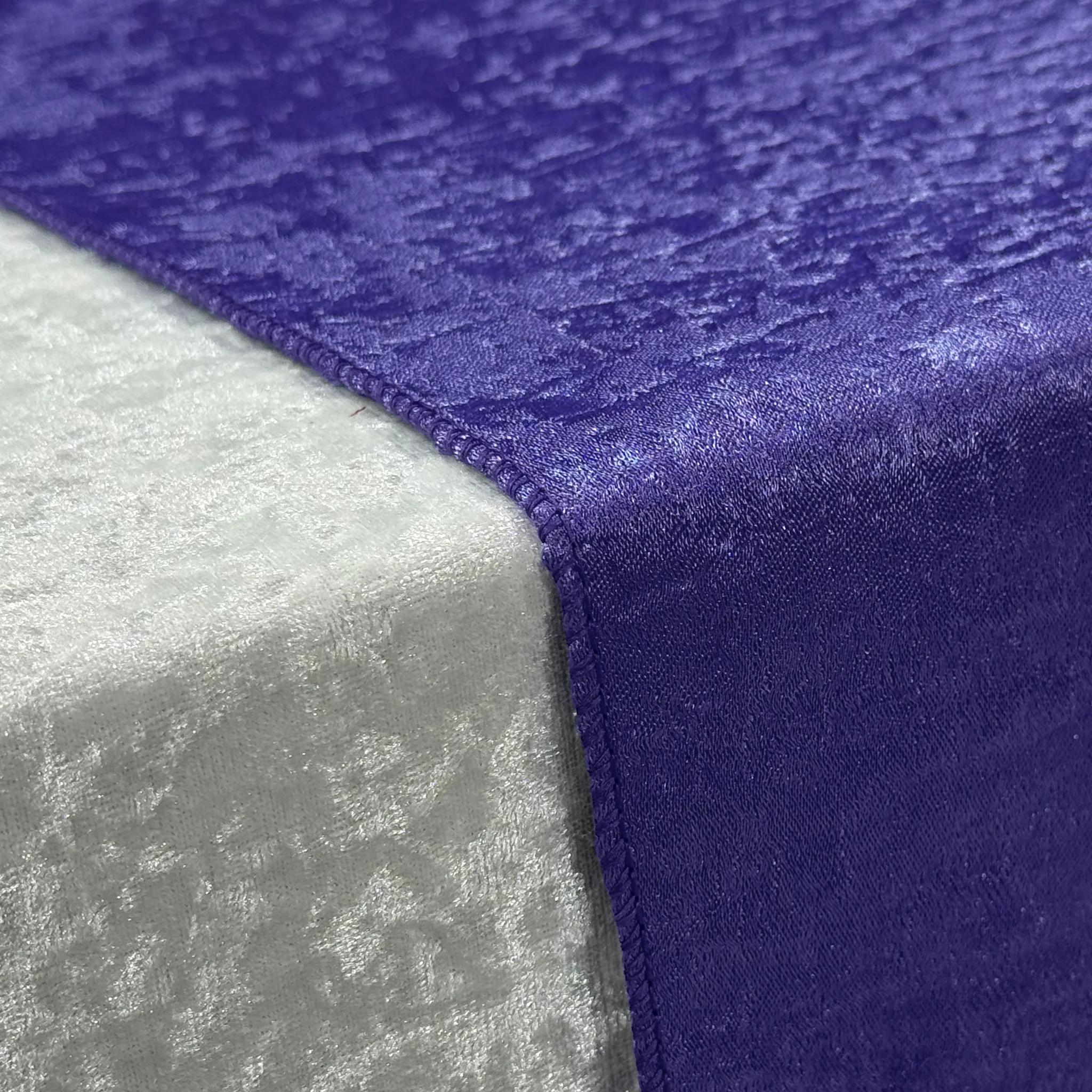 Crinkle Shimmer Table Runner - Purple - Image 7