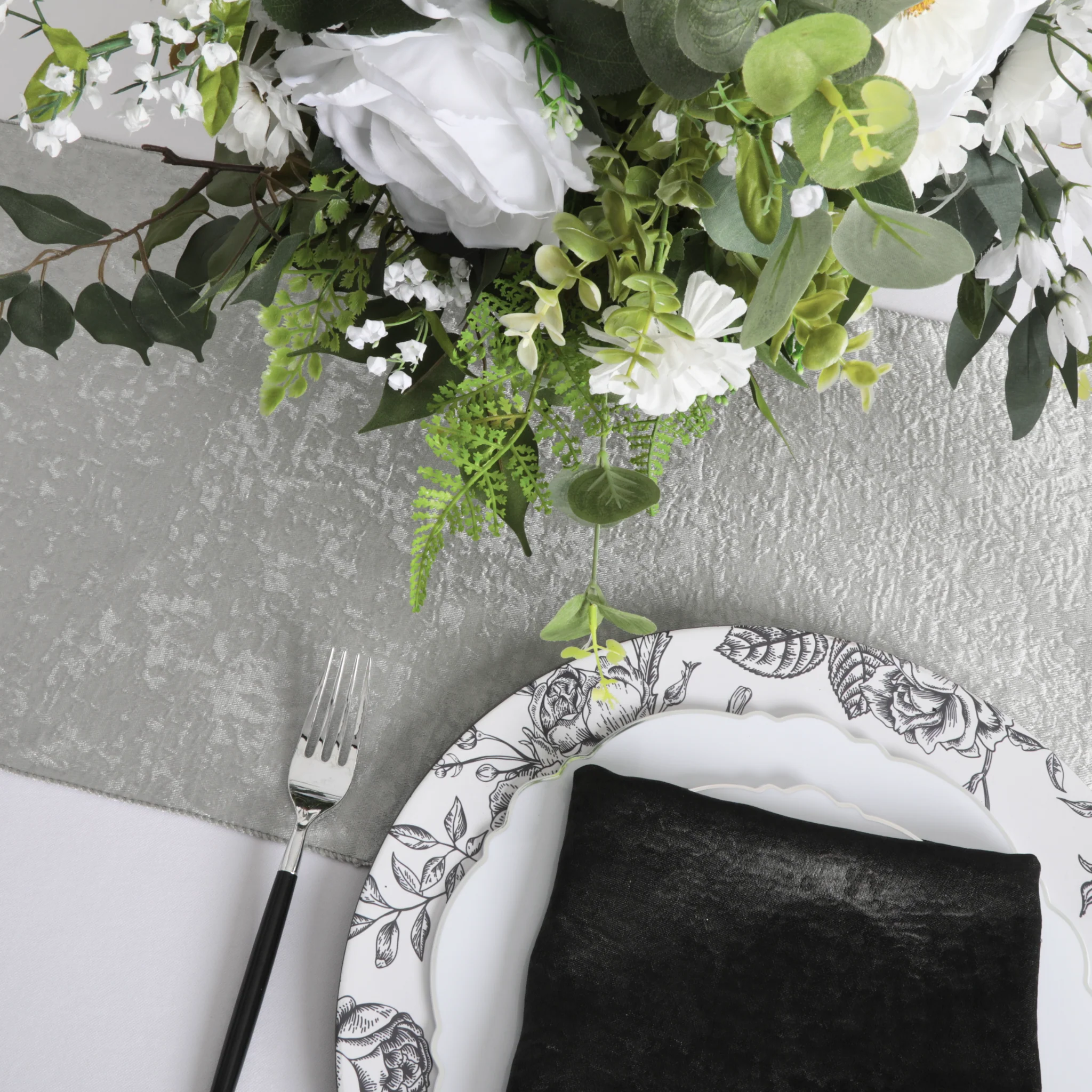 Crinkle Shimmer Table Runner - Silver - Image 3