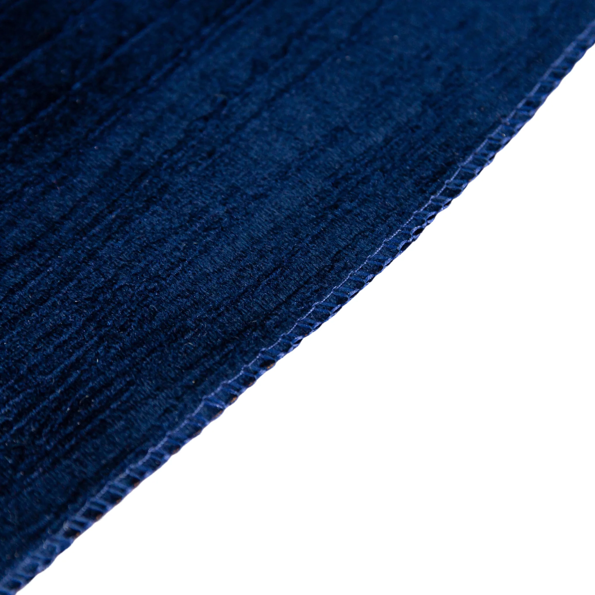 Crinkle Velvet 120" Round Tablecloth - Navy Blue - Image 4