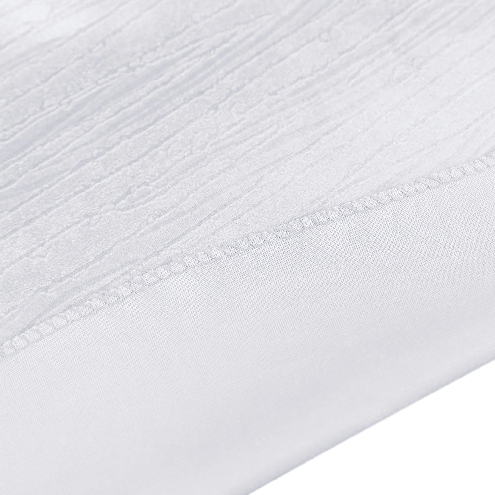 Crinkle Velvet 120" Round Tablecloth - White - Image 4