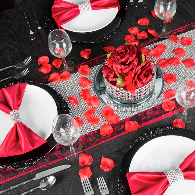 Crushed Taffeta 132" Round Tablecloth - Black - Image 3