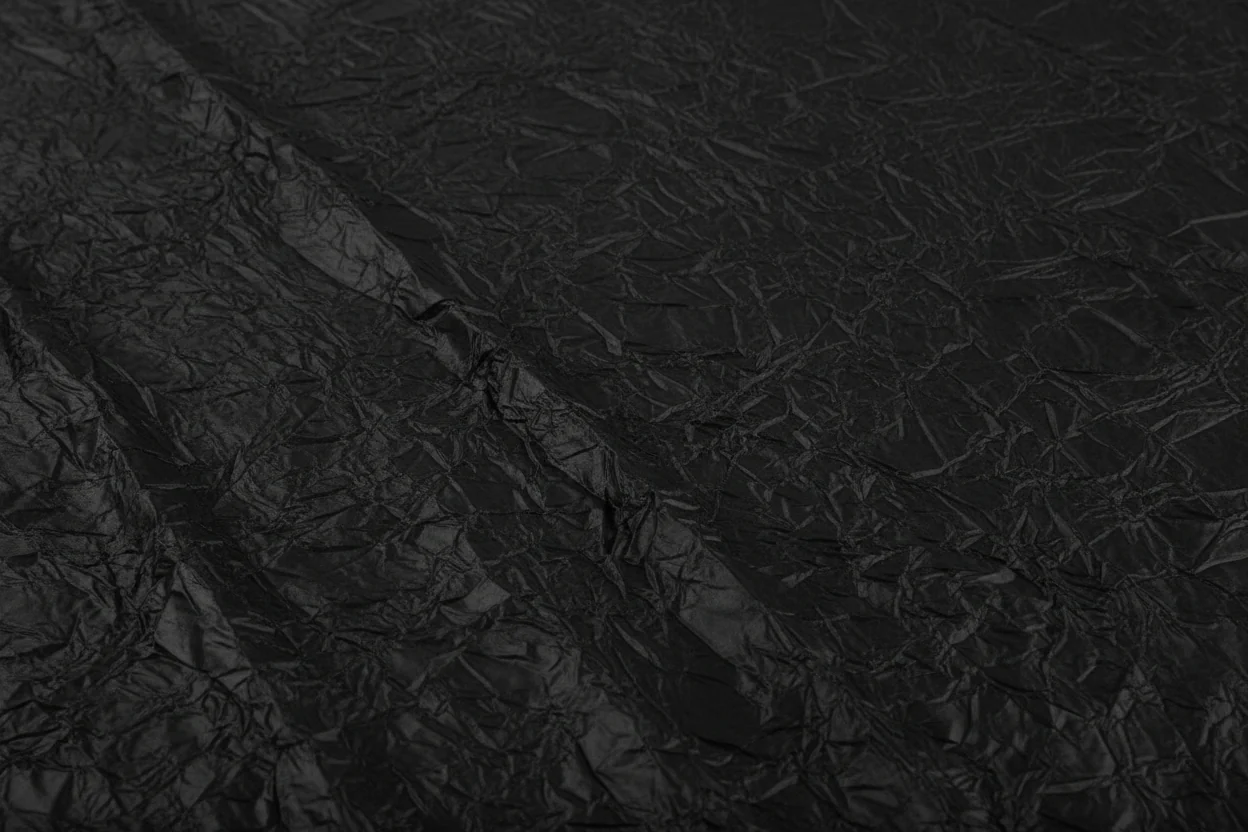 Crushed Taffeta 132" Round Tablecloth - Black - Image 6