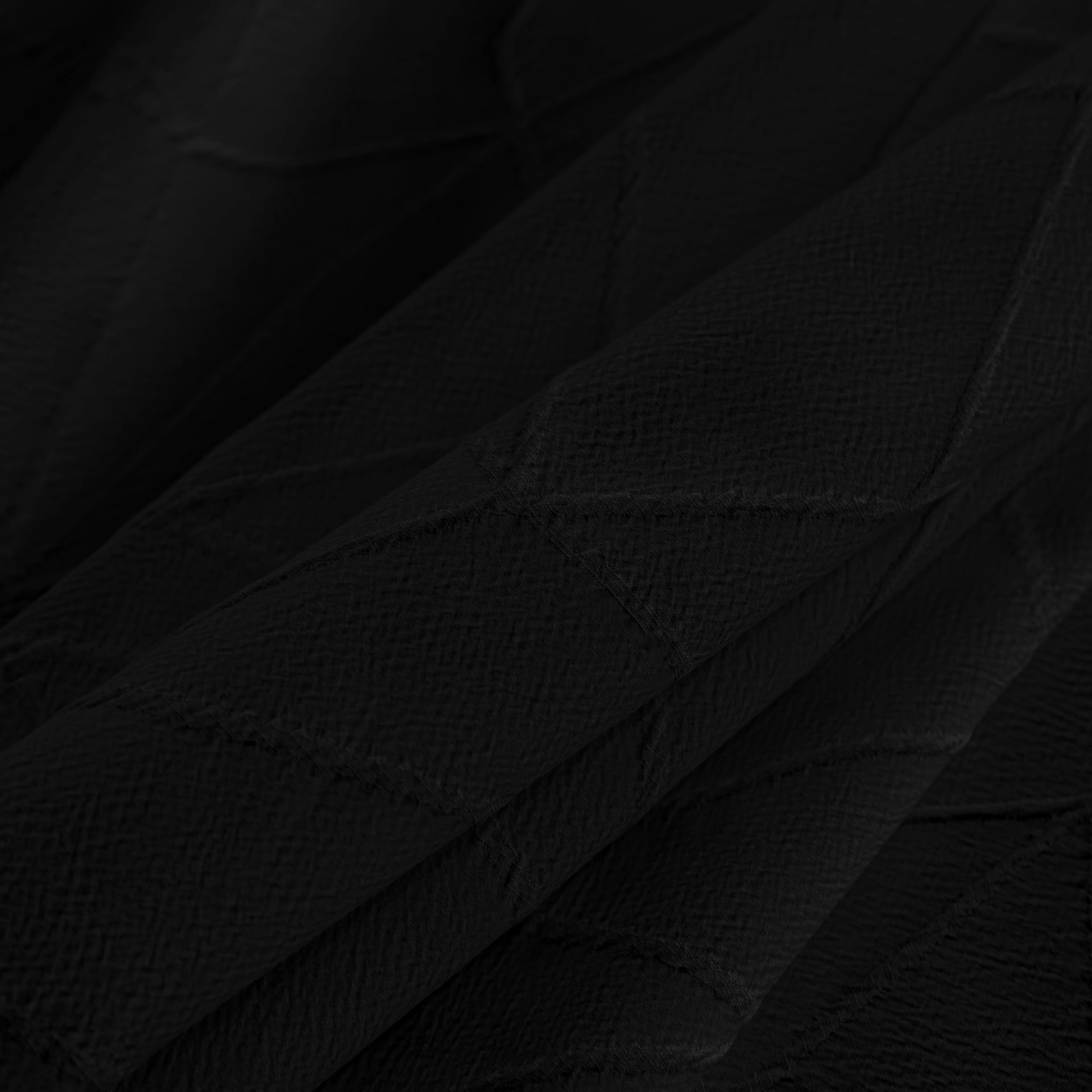 Embossed Geometric Jacquard 90"x156" Rectangle Tablecloth - Black - Image 5