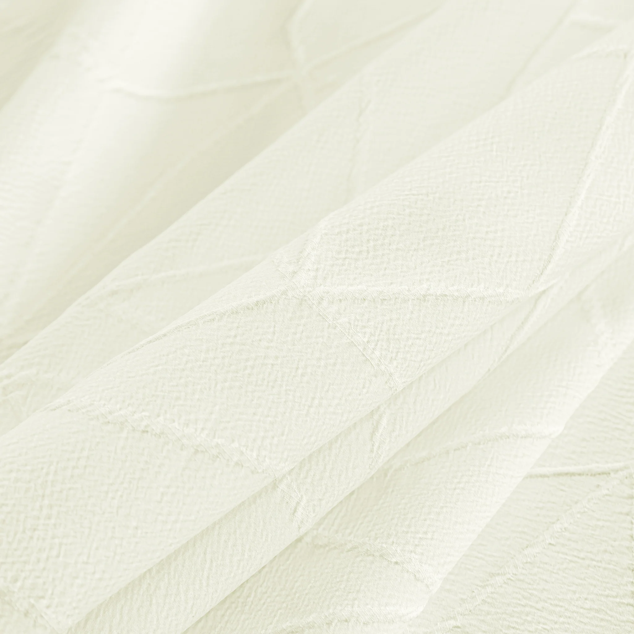 Embossed Geometric Jacquard 132" Round Tablecloth - Ivory - Image 5