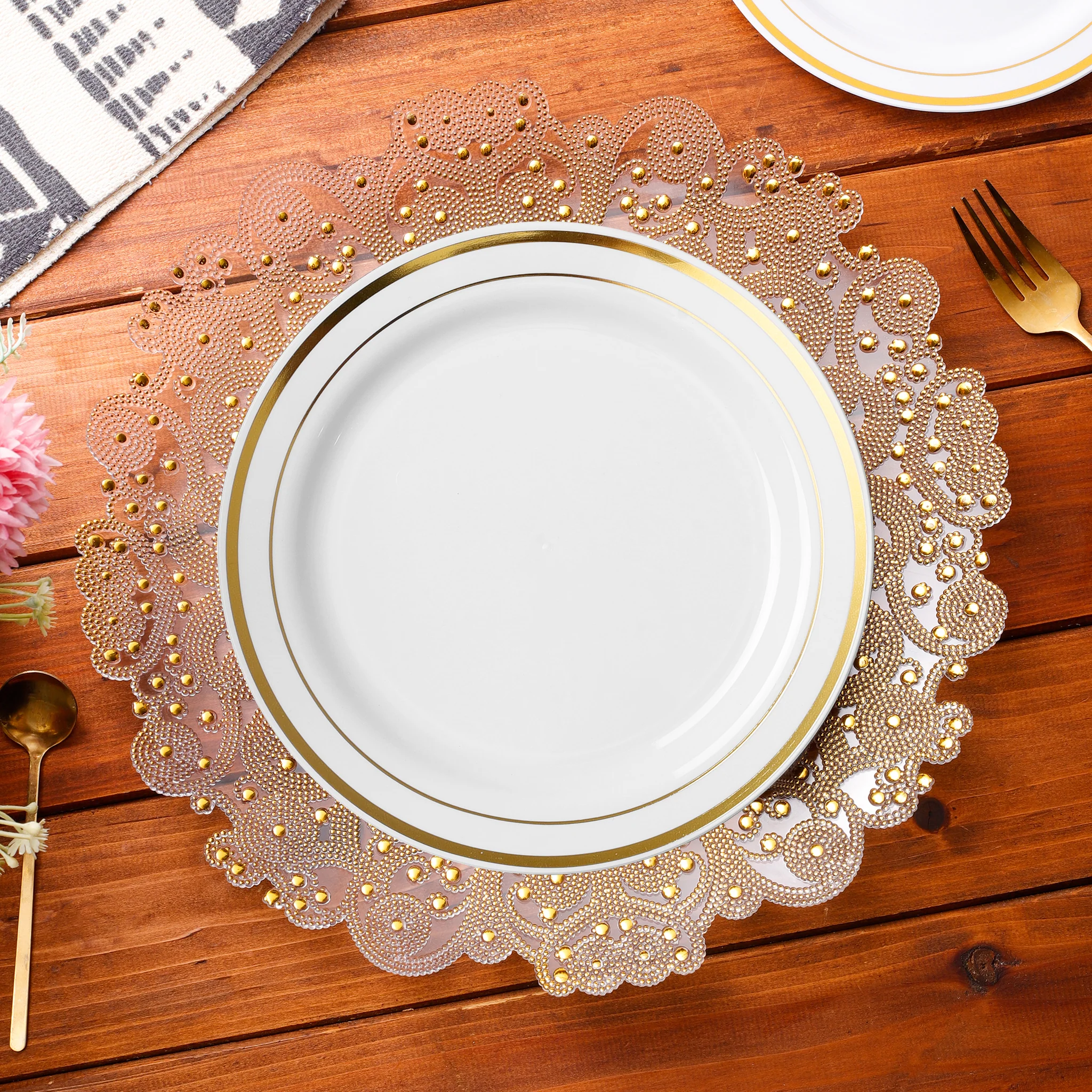 8 pc/set Filigree Acrylic Charger Plate - Gold - Image 5