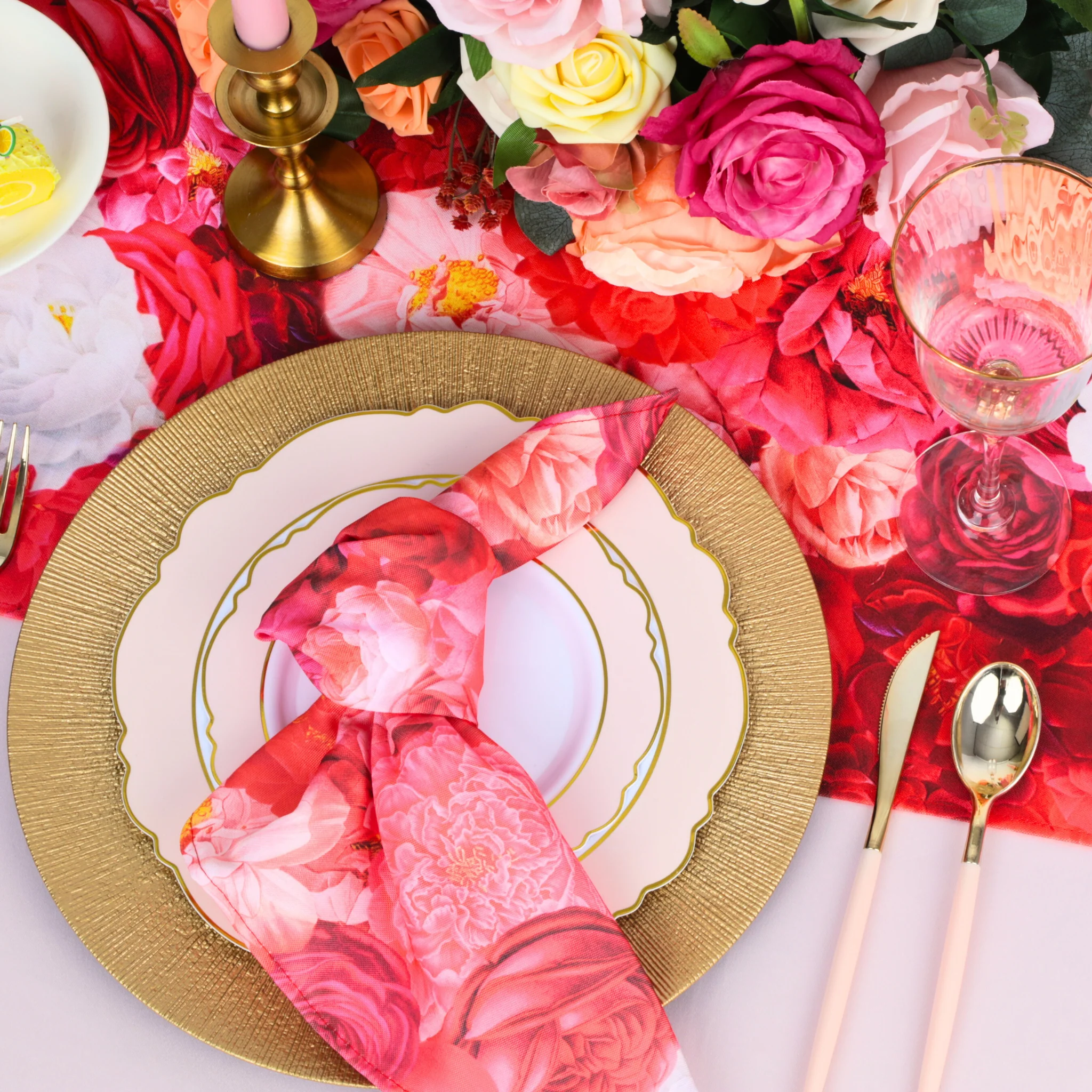 Floral Peony Roses 20"x20" Linen Napkin (5pc/pk) - Fuchsia - Image 3