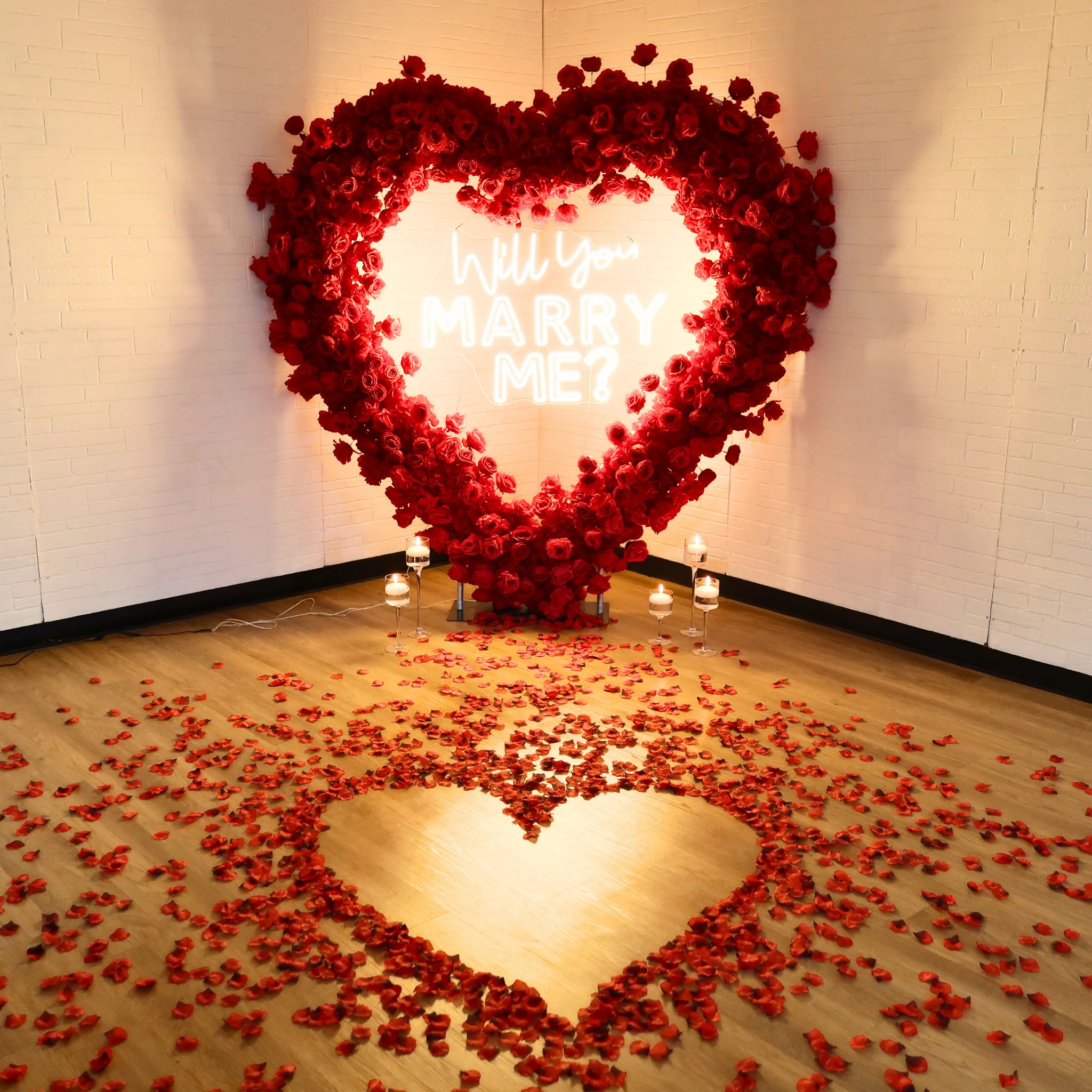Floral 3D Backdrop for Open Heart Stand - Red - Image 10
