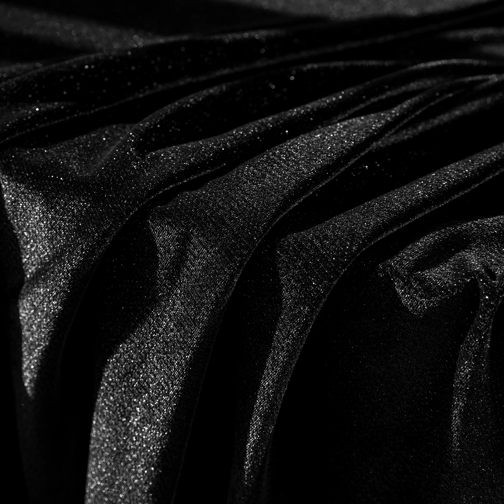 Glitter Velvet 120" Round Tablecloth - Black - Image 3
