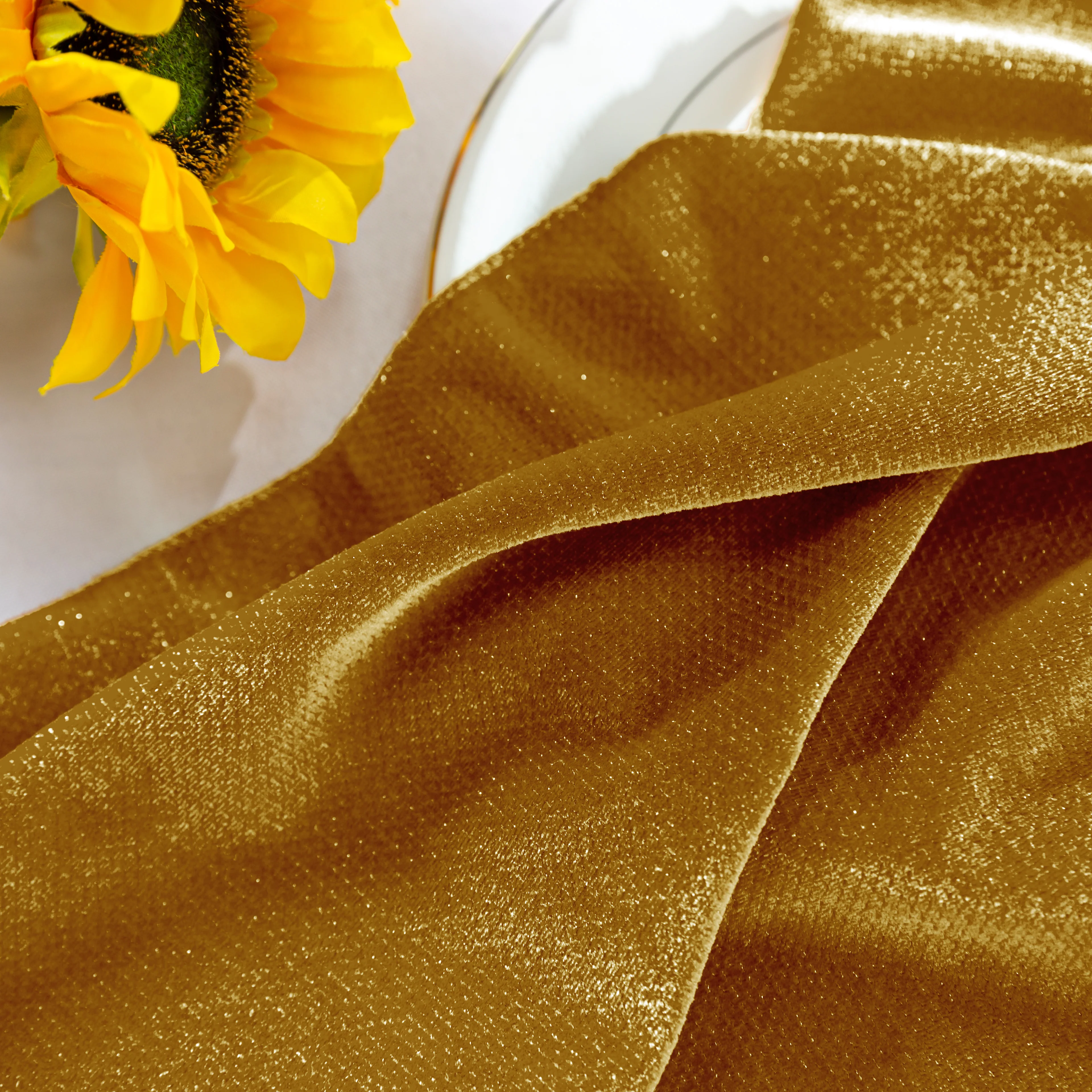 5 pcs/pk Glitter Velvet 20"x20" Linen Napkin - Gold - Image 4