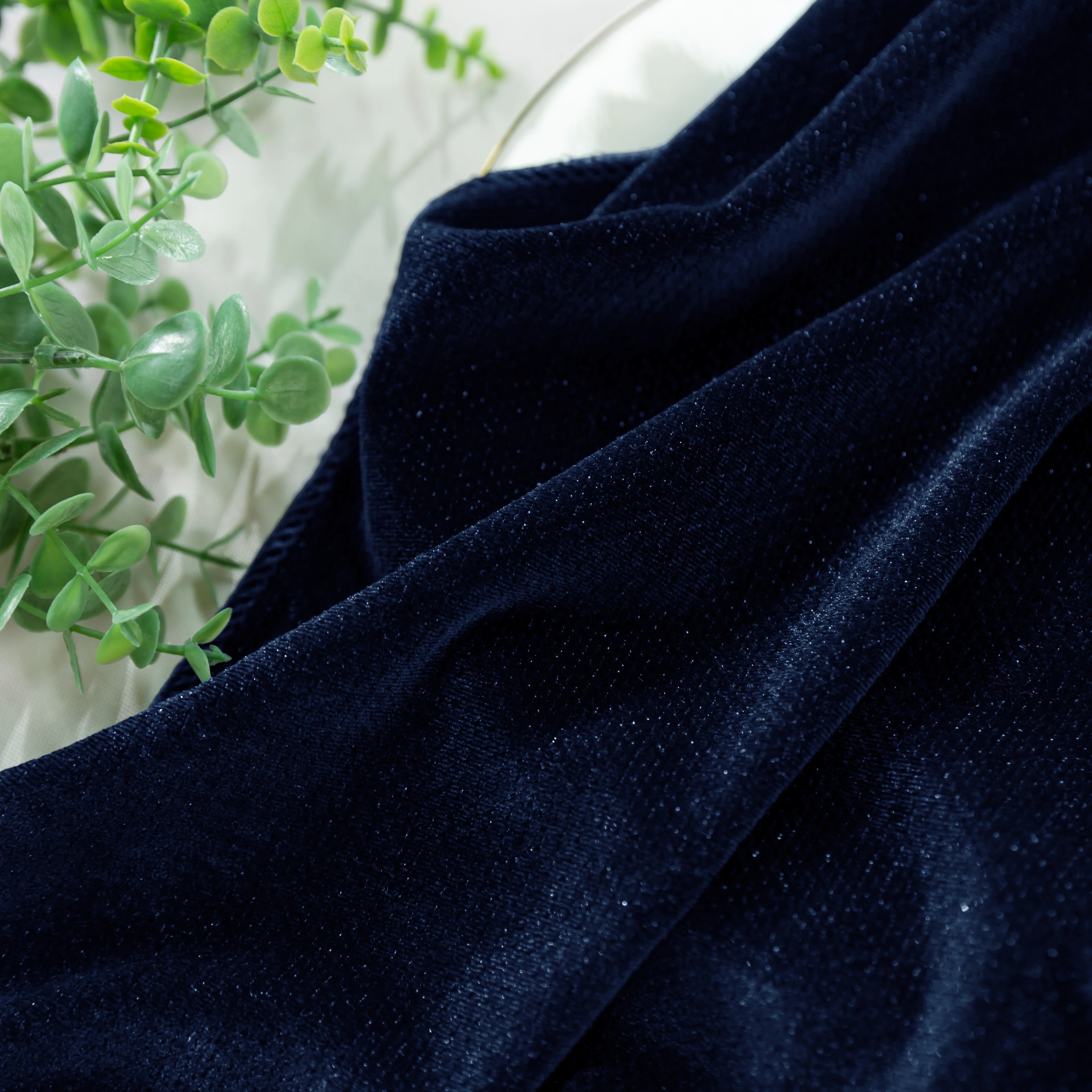 5 pcs/pk Glitter Velvet 20"x20" Linen Napkin - Navy Blue - Image 4