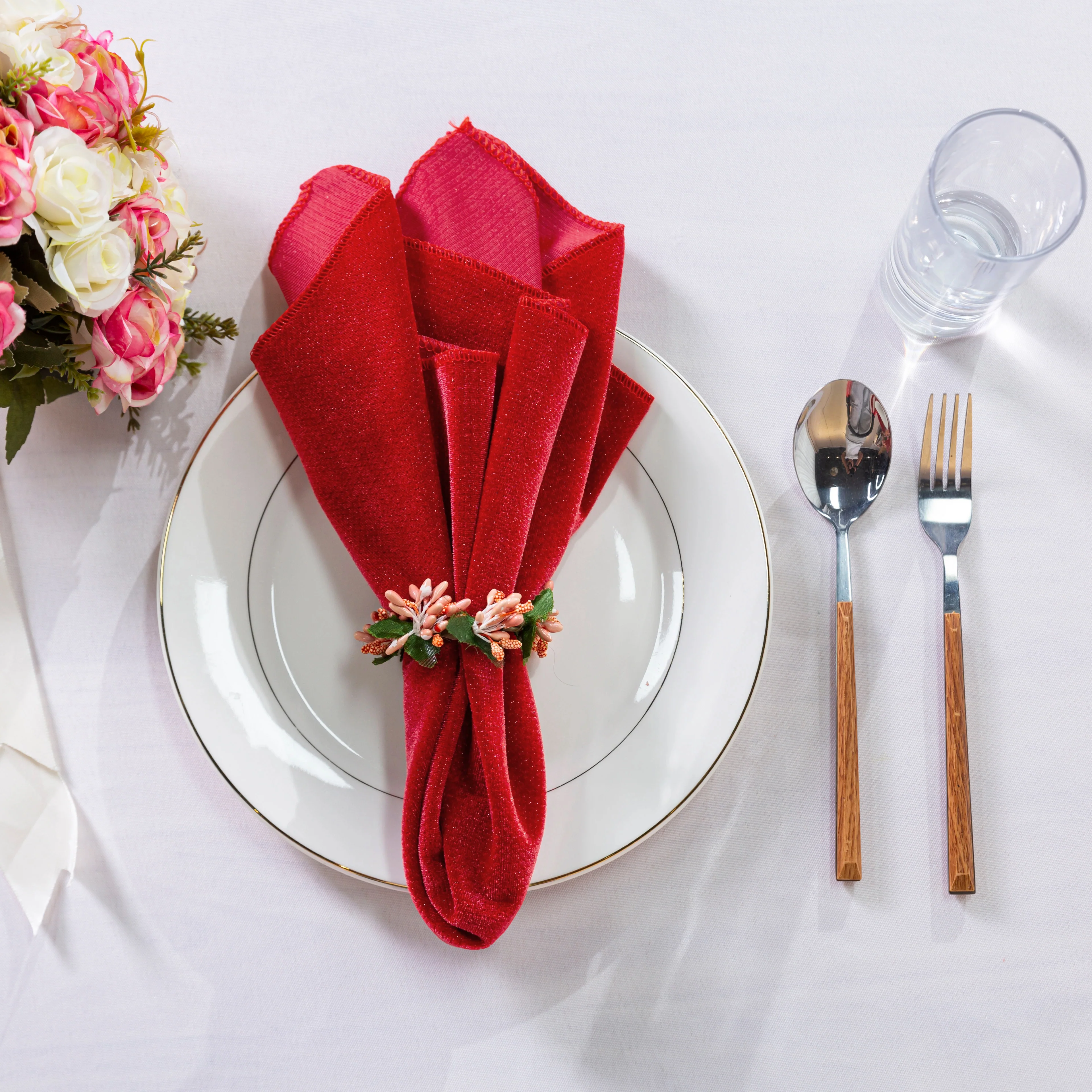 5 pcs/pk Glitter Velvet 20"x20" Linen Napkin - Red - Image 2