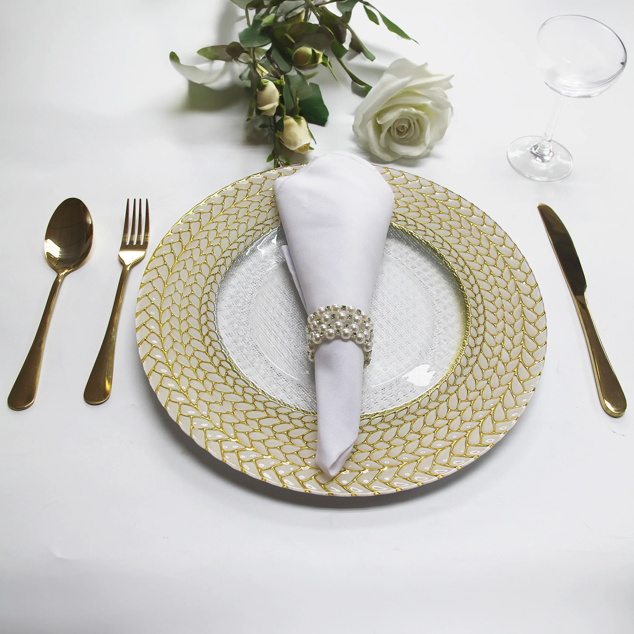 Gold Braided Rim Glass Charger Plate - Image 4