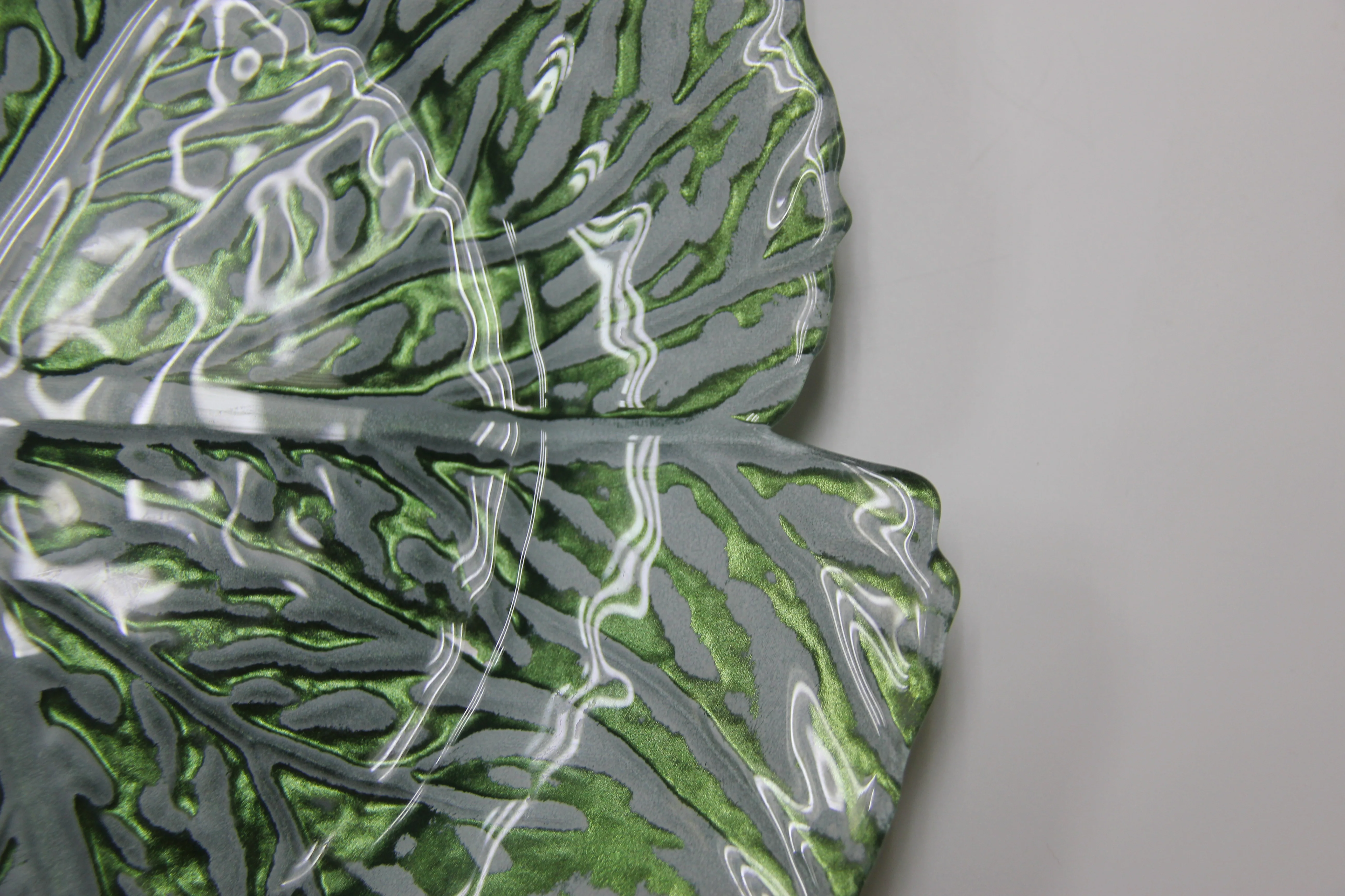 4 pc/set Green Cabbage Glass 13" Charger Plate - Image 3