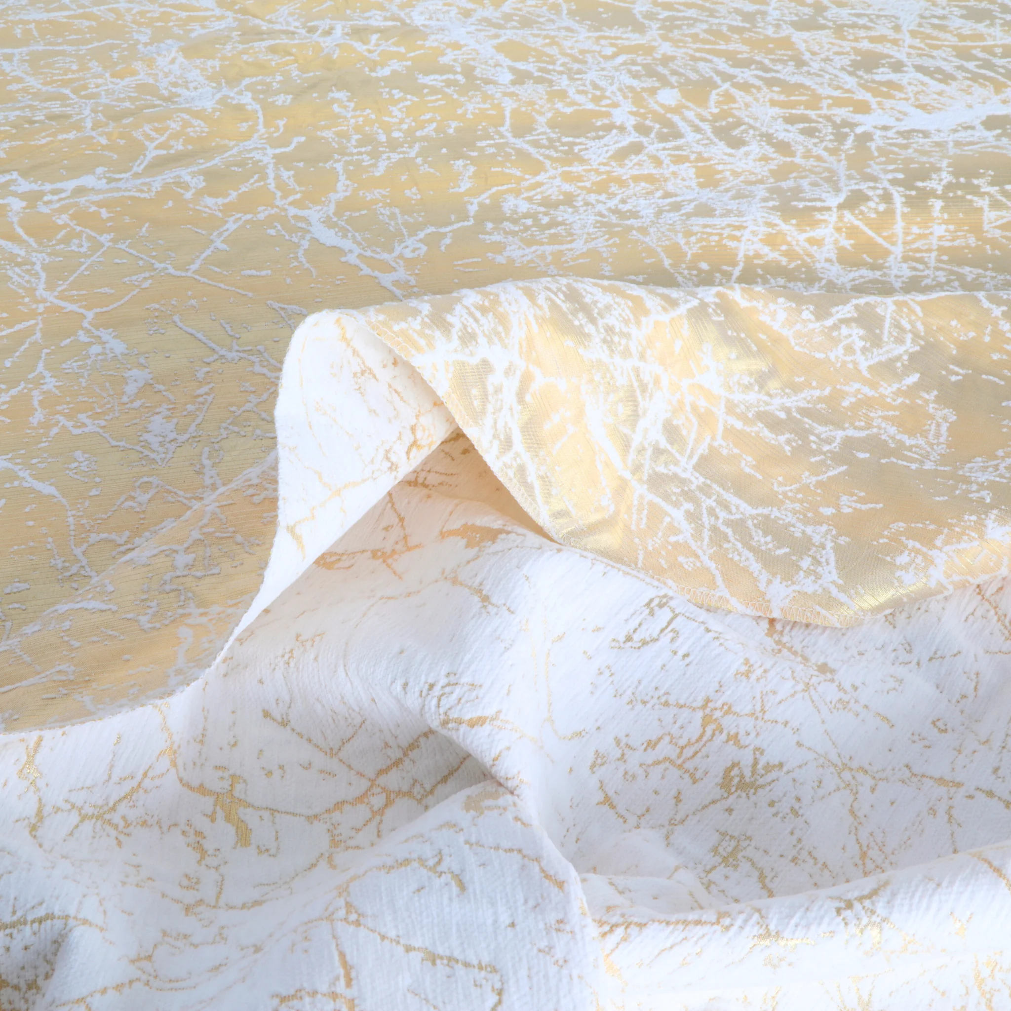 Marble Reversible Jacquard Tablecloth 120" Round  - Gold - Image 7