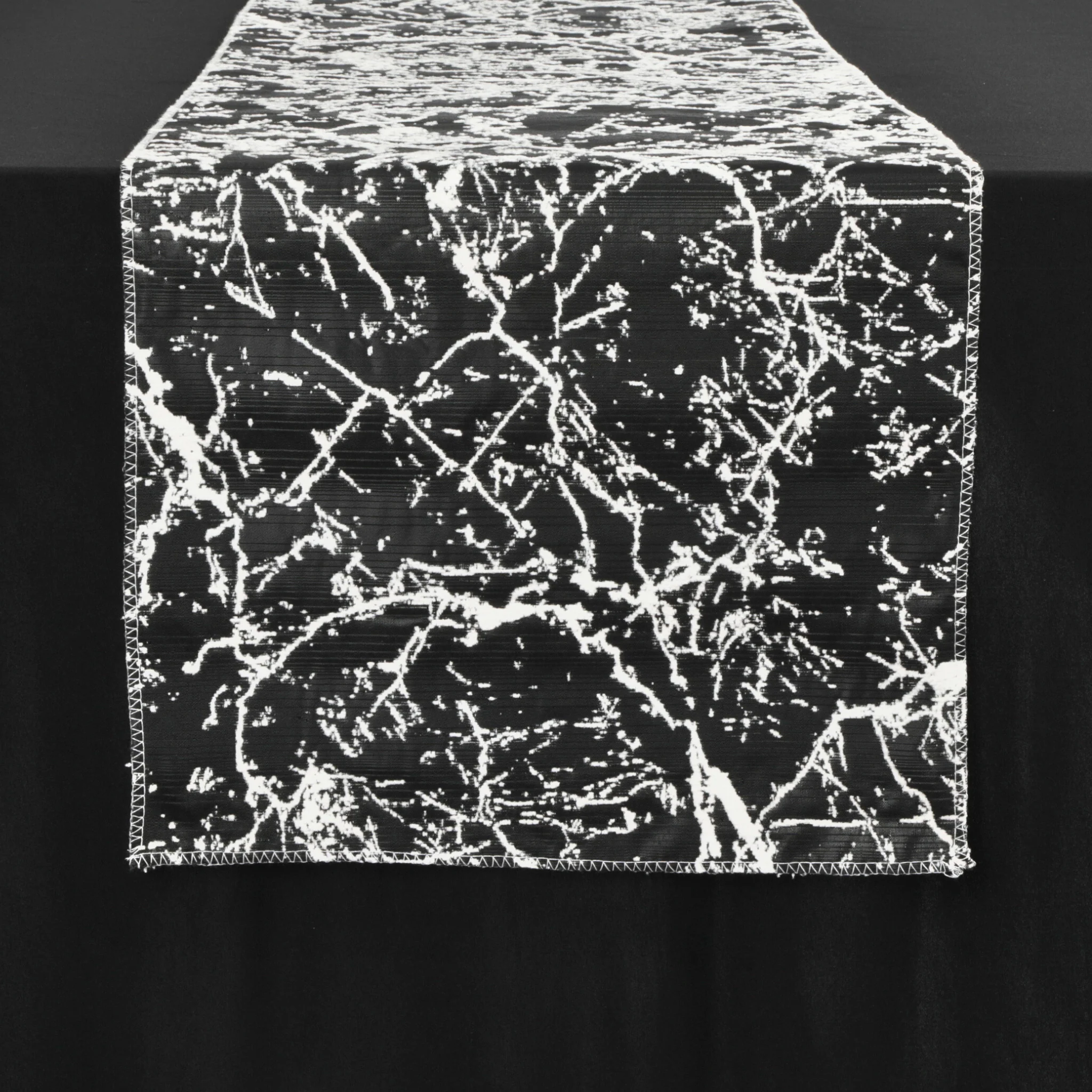 Marble Reversible Jacquard Table Runner - Black - Image 5