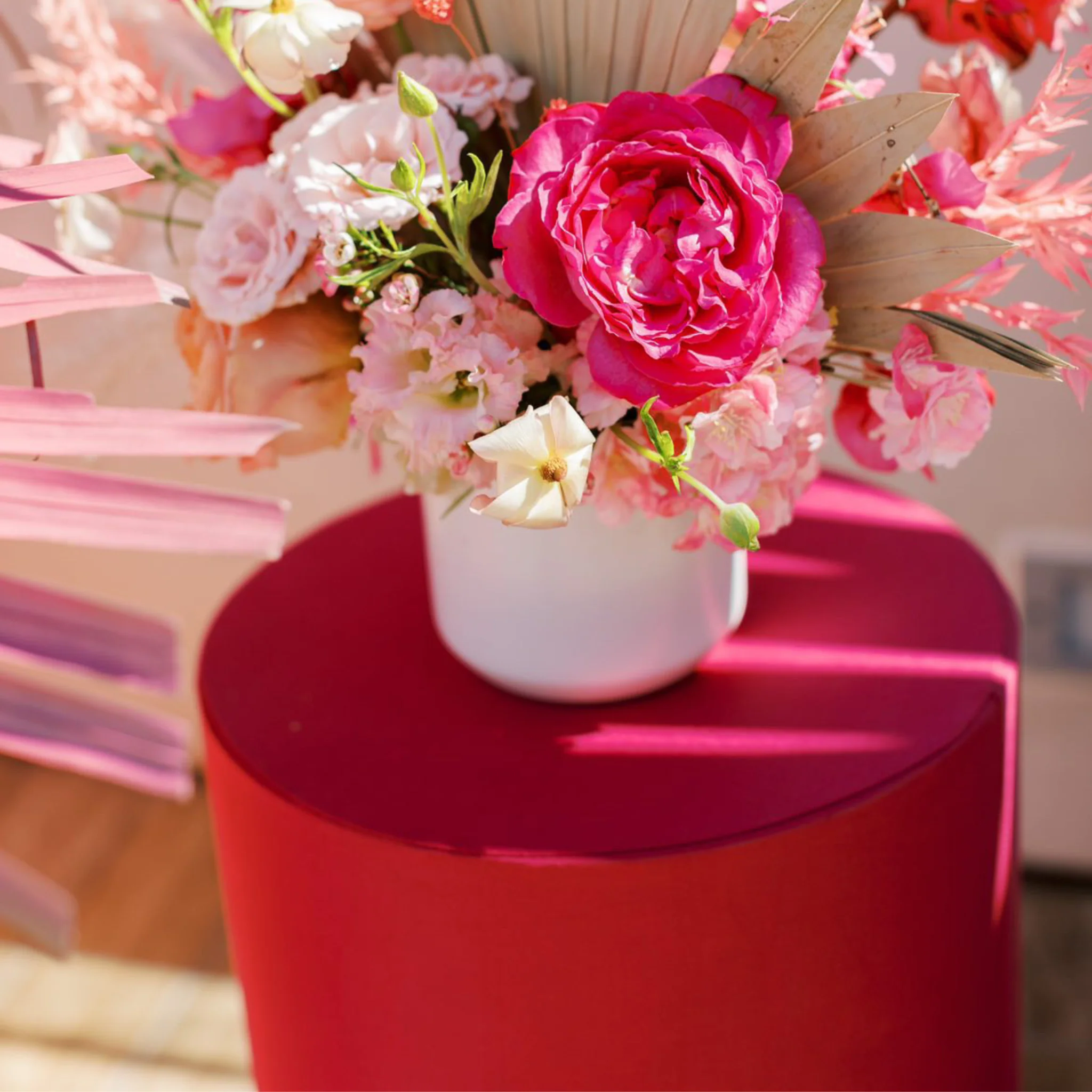 Metal Cylinder Pedestal Display Stands 5 pcs/set - White - Image 7