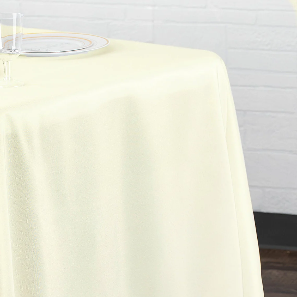 Premium Polyester King 108"x156" Rectangular Tablecloth (Square Corners) - Ivory - Image 4