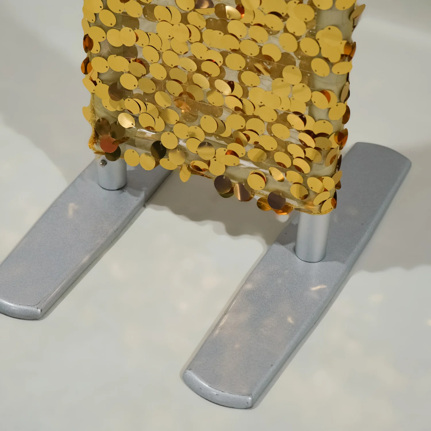 Payette Sequin Open Center Arch Cover - Gold - Image 2