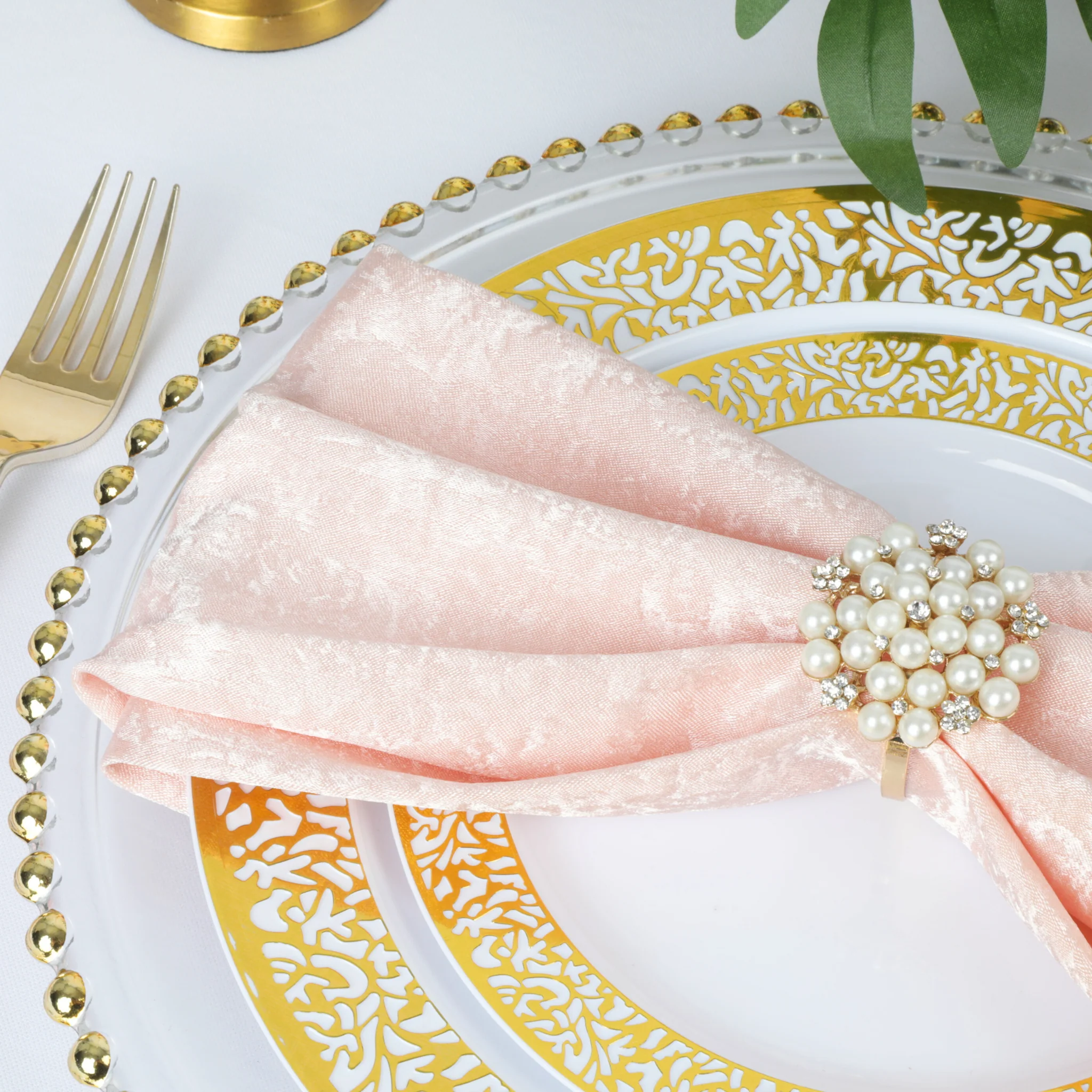 10 pc/pk Pearl and Diamond Cluster Napkin Ring - Gold - Image 6