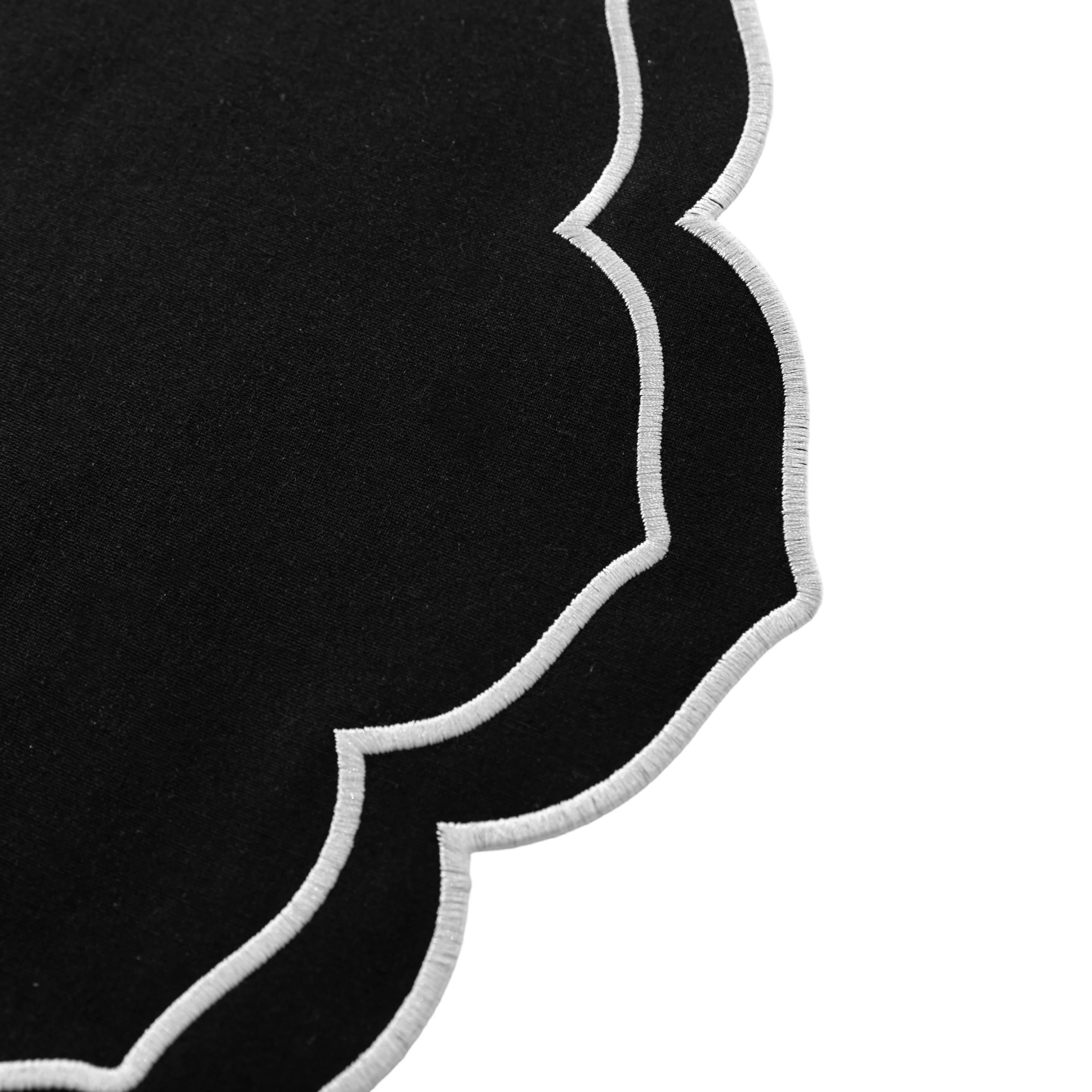 4pc/set Petal Elegance Placemats - Black/White Trim - Image 4