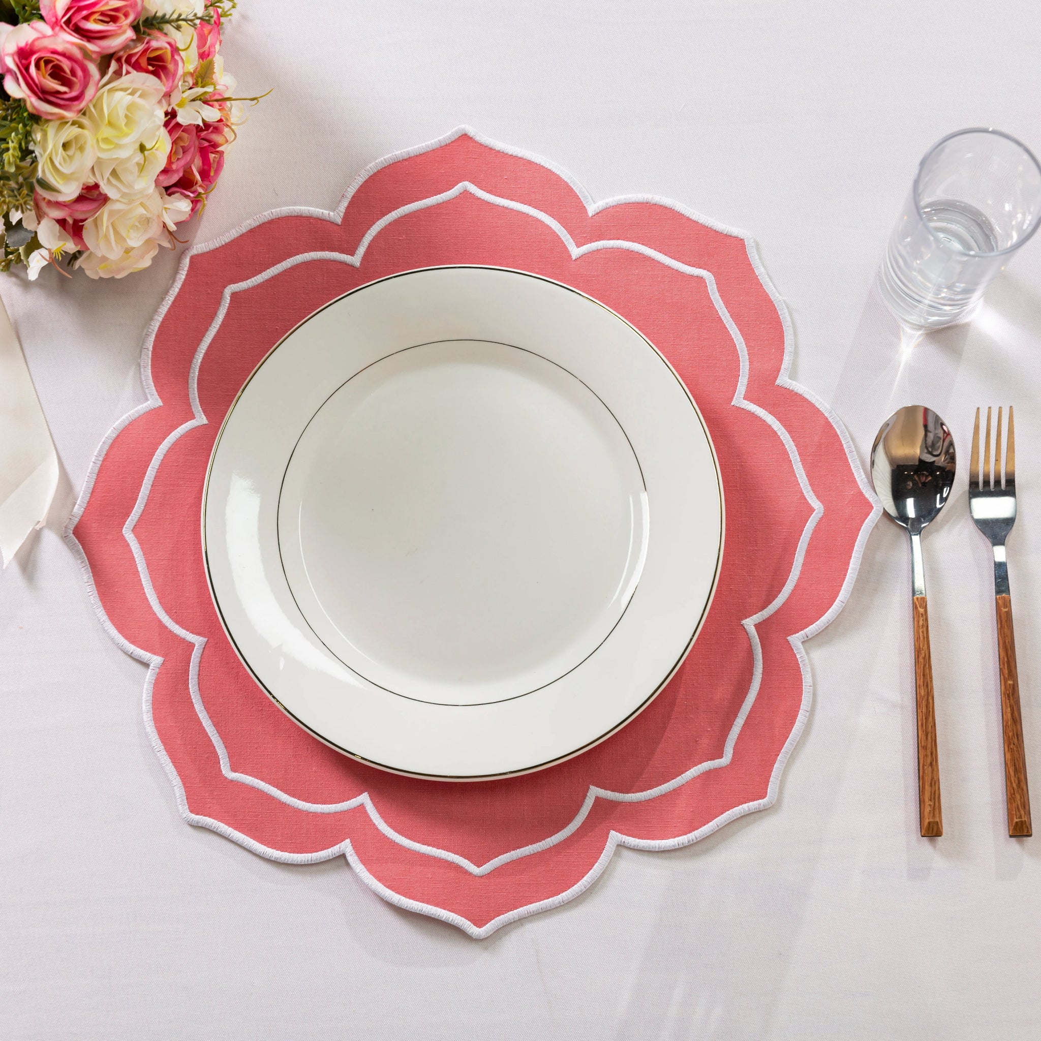 4pc/set Petal Elegance Placemats - Coral/White Trim - Image 2