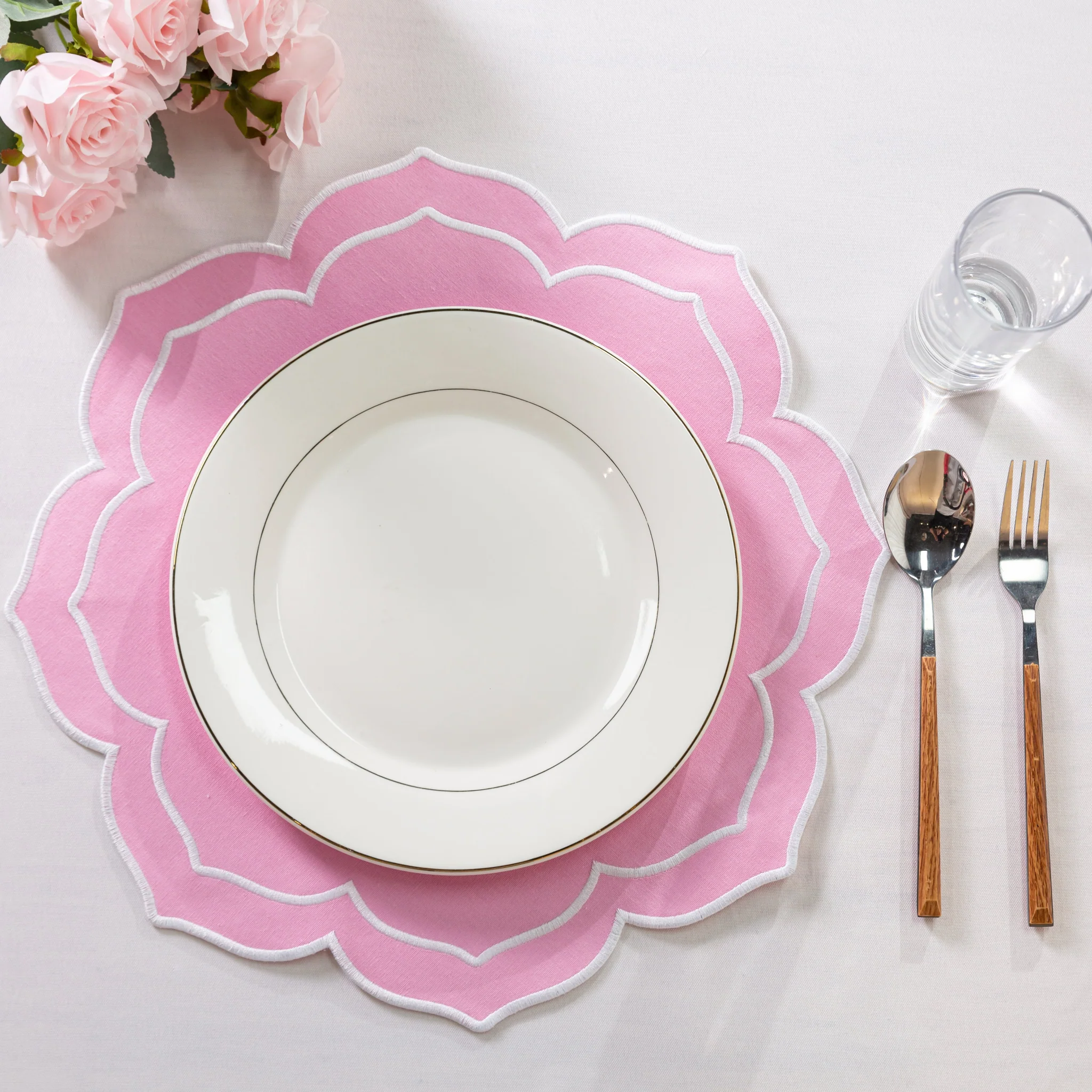 4pc/set Petal Elegance Placemats - Pink/White Trim