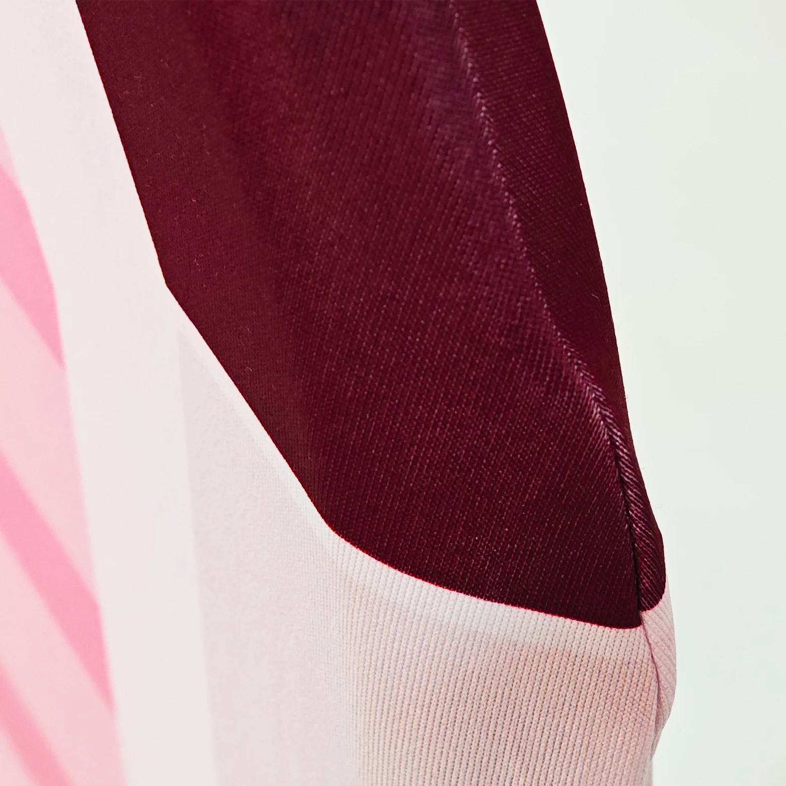 Pink Barn Printed Backdrop Spandex Cover - Image 3