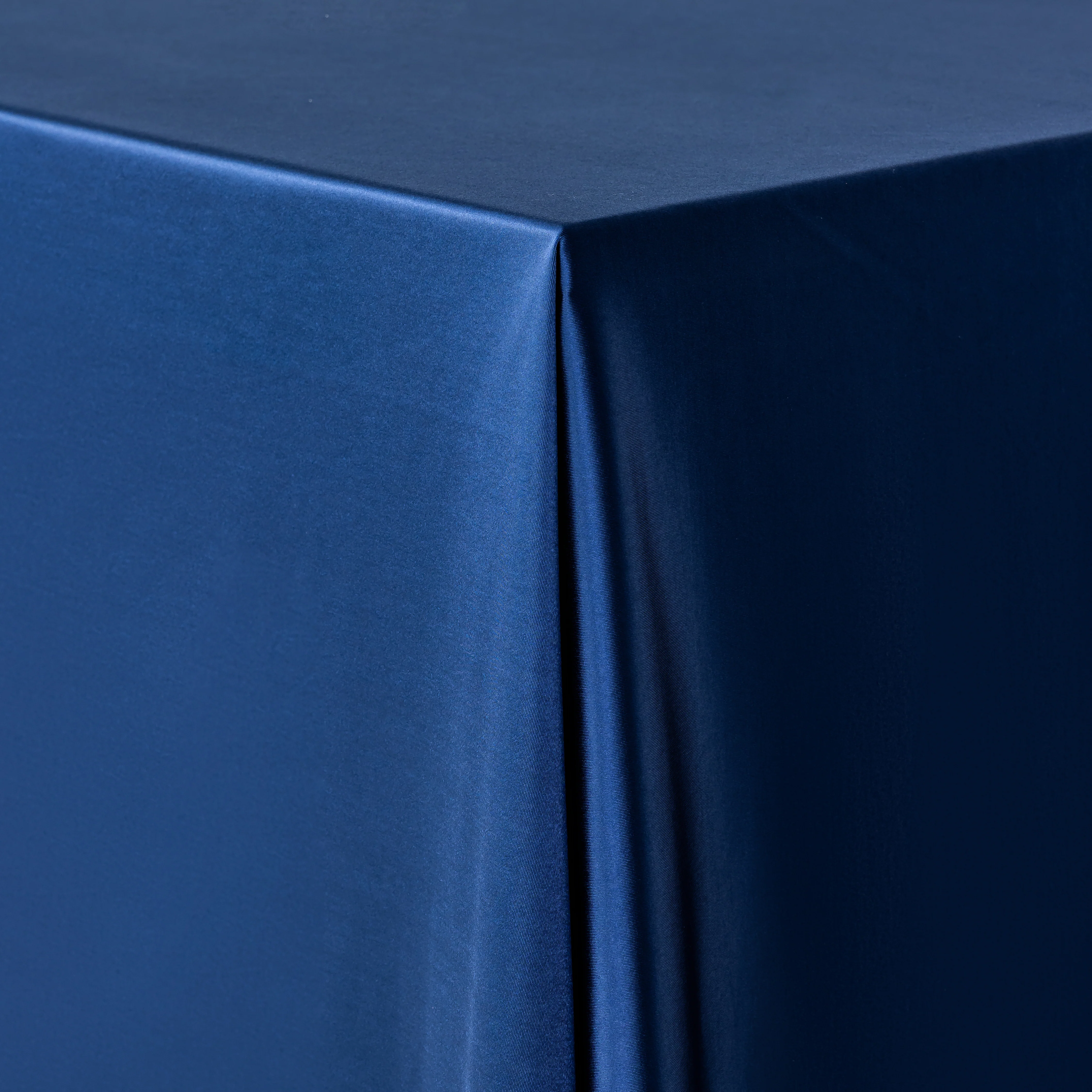 Premium Satin (Wrinkle-Resistant) 90"x132" Rectangular Tablecloth - Navy Blue - Image 3