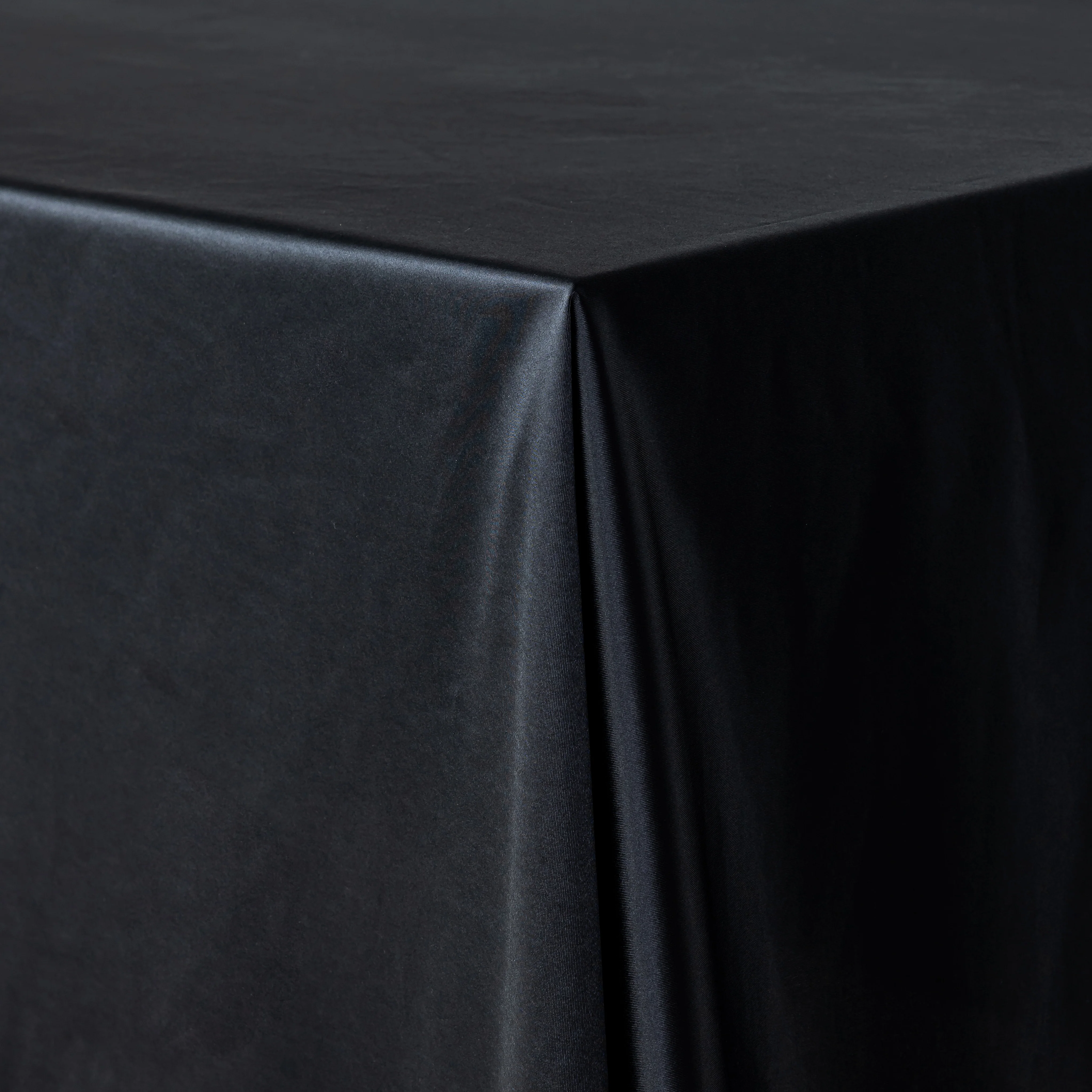 Premium Satin (Wrinkle-Resistant) 90"x156" Rectangular Tablecloth - Black - Image 3