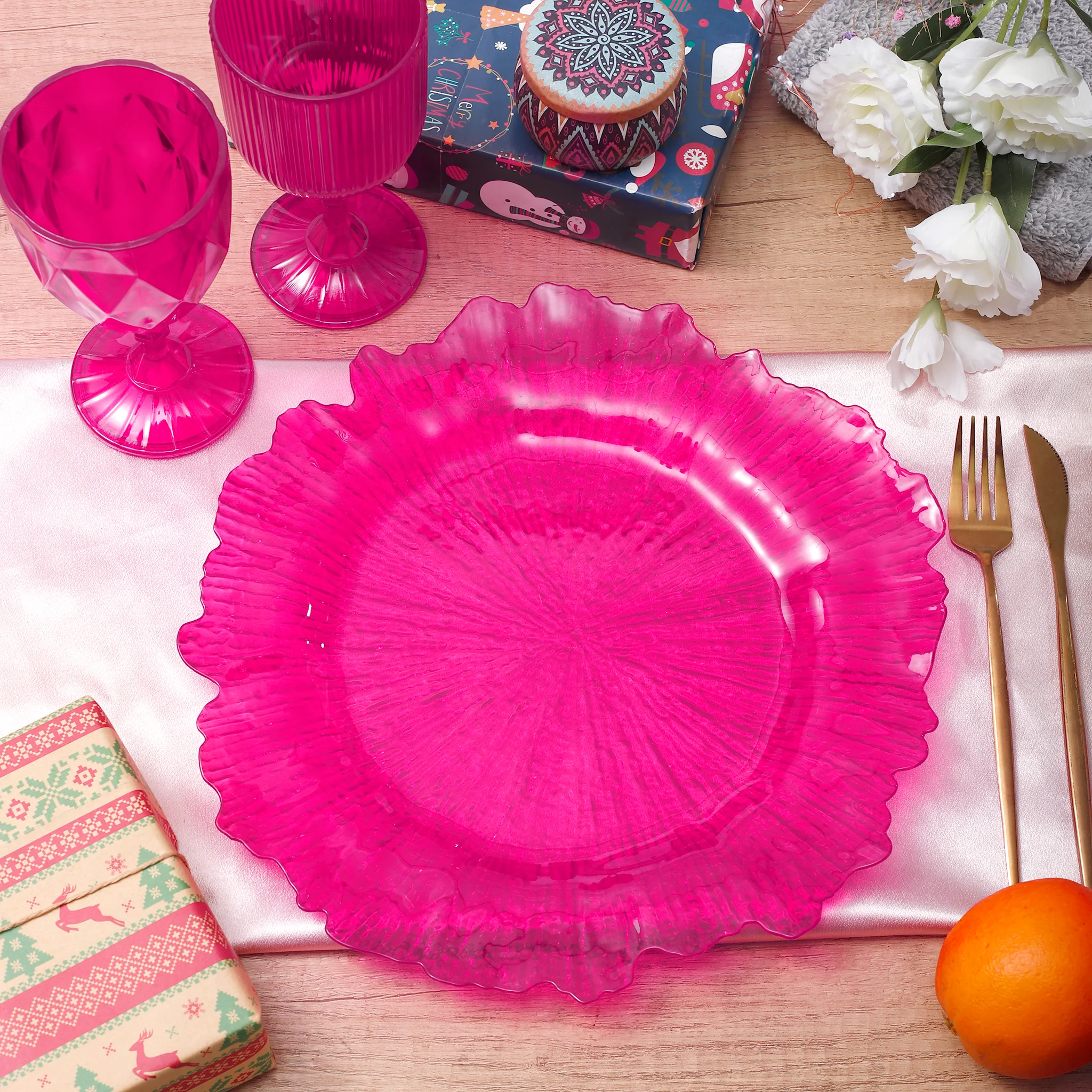 Transparent Reef Plastic Charger Plate - Fuchsia - Image 3