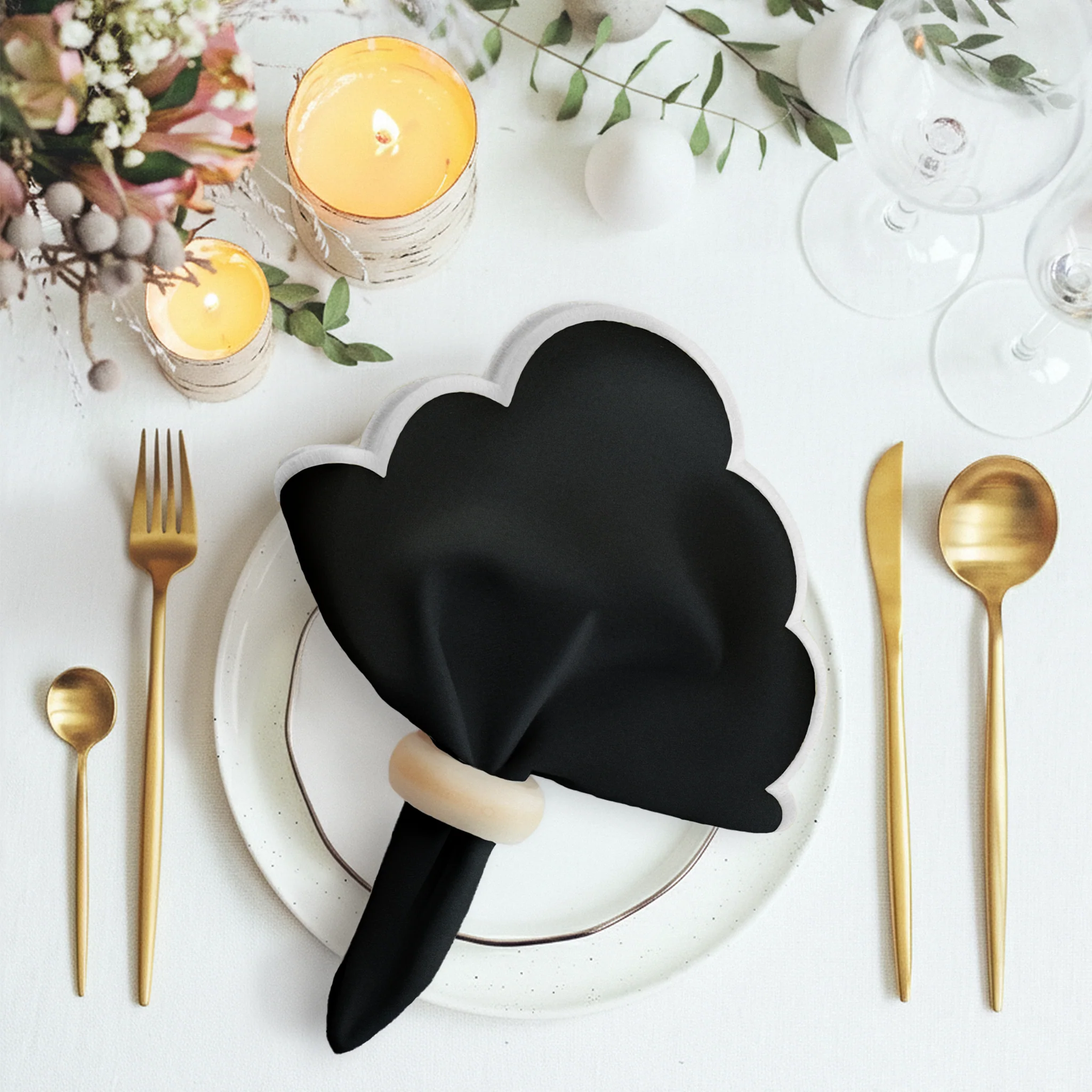 4 pc/pk Scalloped Edge Linen Napkin - Black/White Trim - Image 2