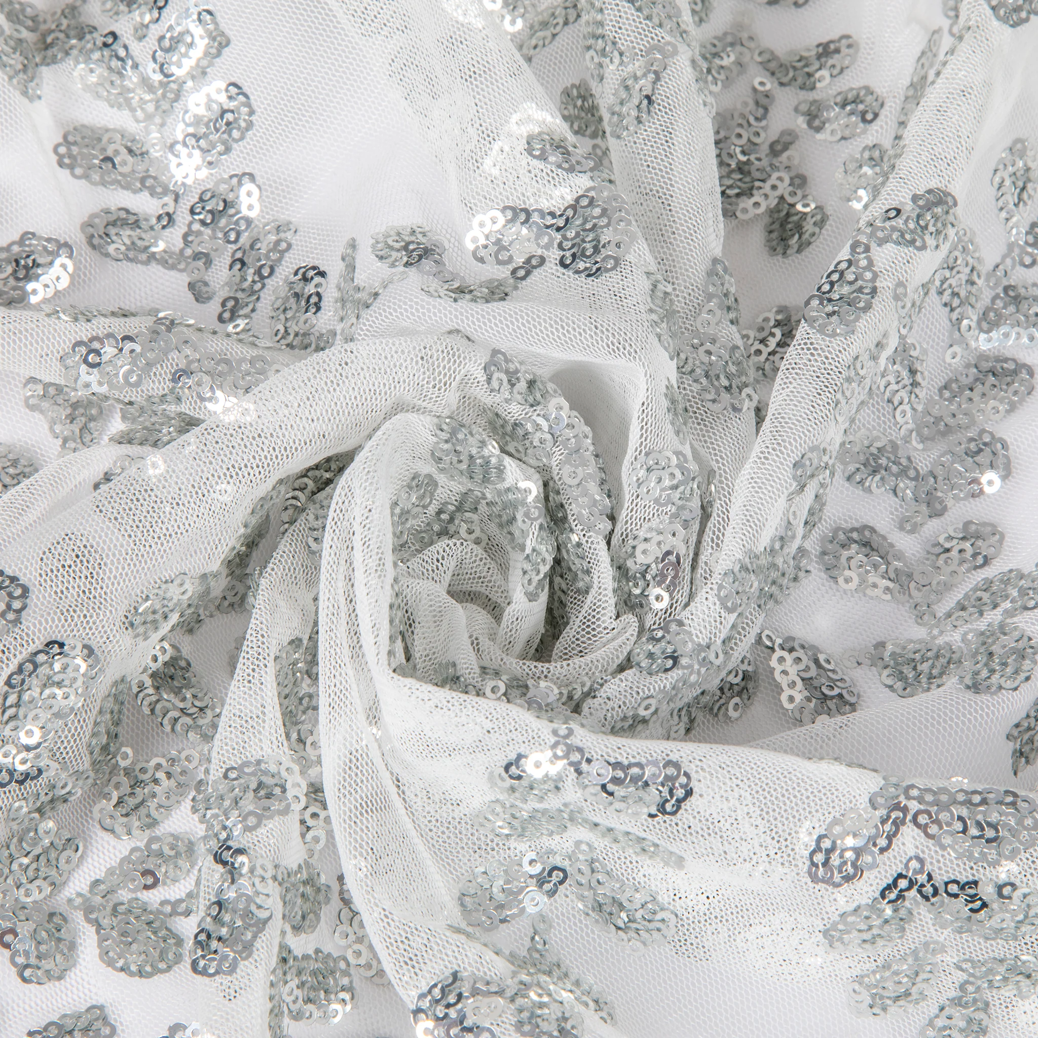 Sequin Vine Tablecloth Overlay 90"x132" Rectangle  - Silver - Image 5