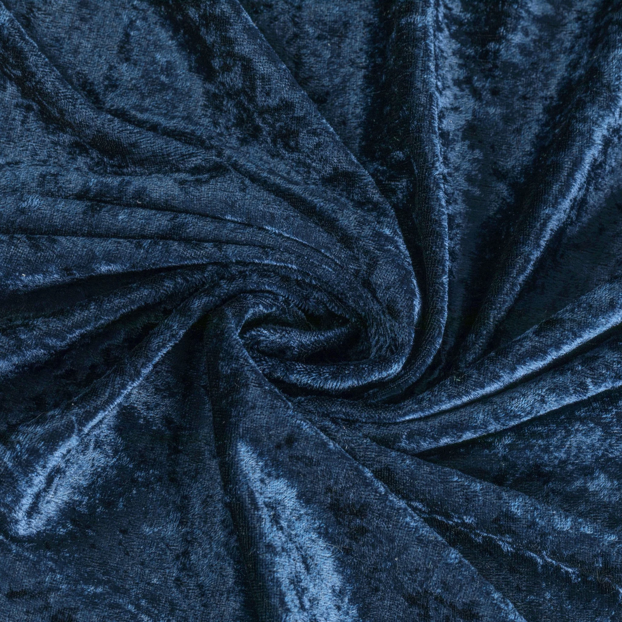 Velvet 132" Round Tablecloth - Navy Blue - Image 5