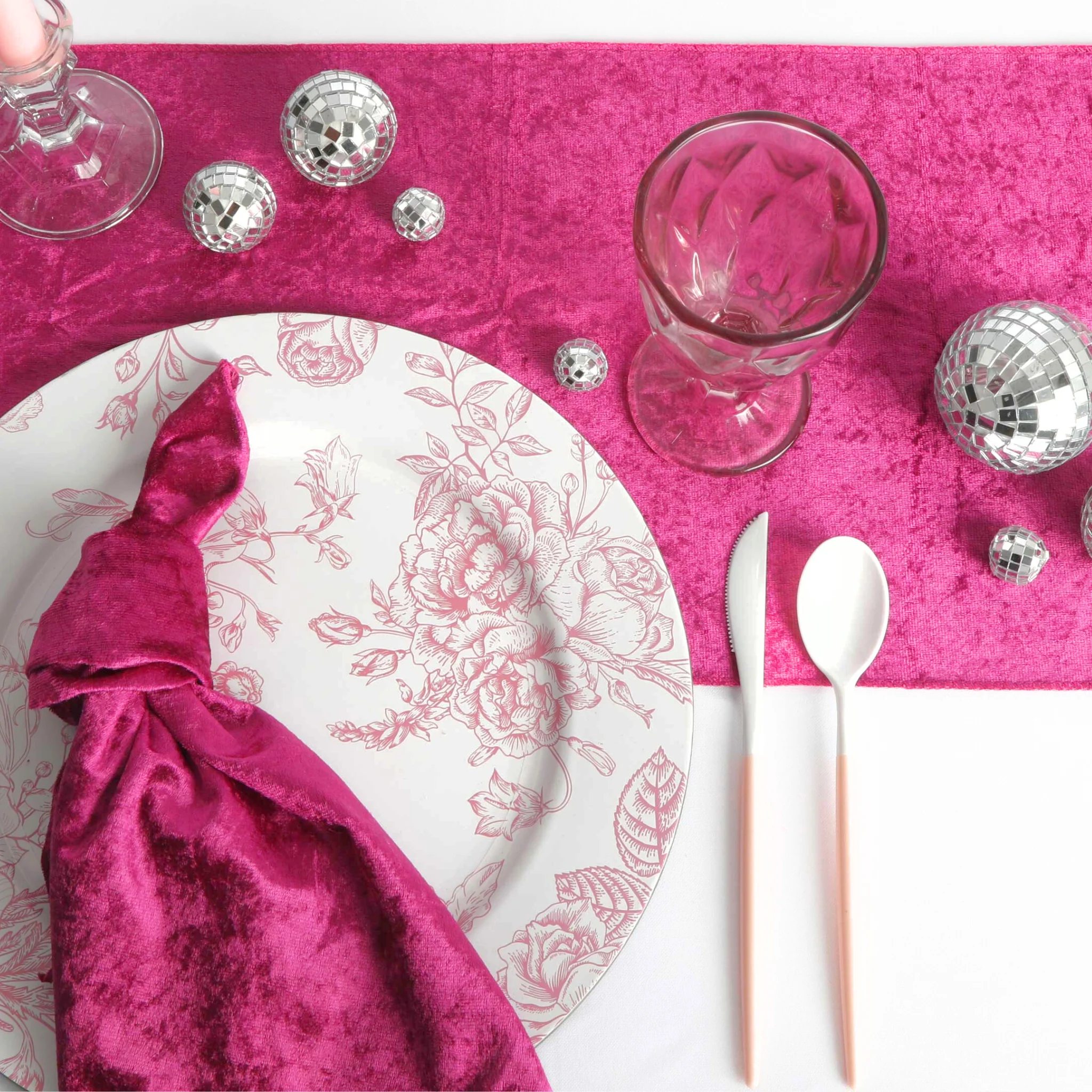 Velvet 20"x20" Linen Napkin - Magenta - Image 4