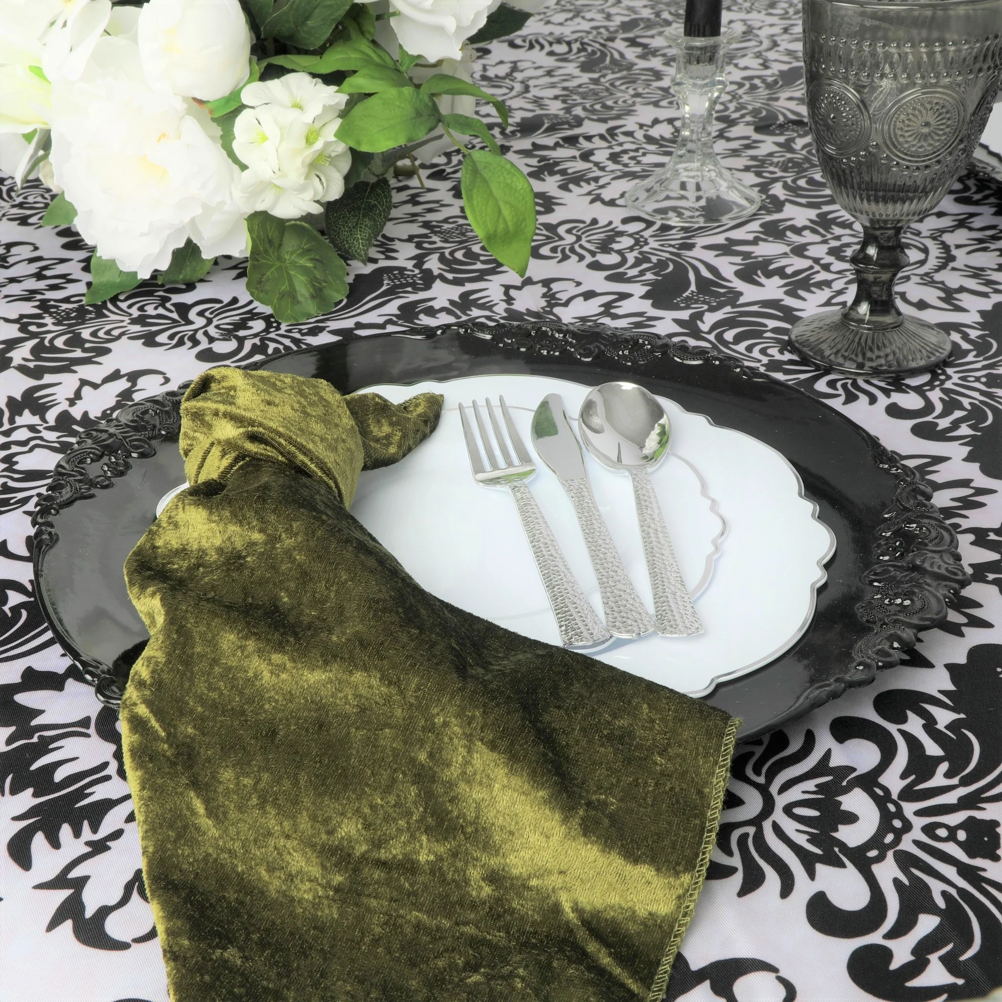Velvet 20"x20" Linen Napkin - Olive Green - Image 4