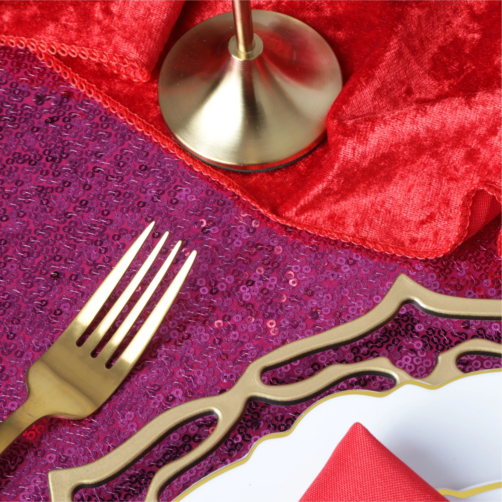 Velvet Table Runner - Red - Image 5