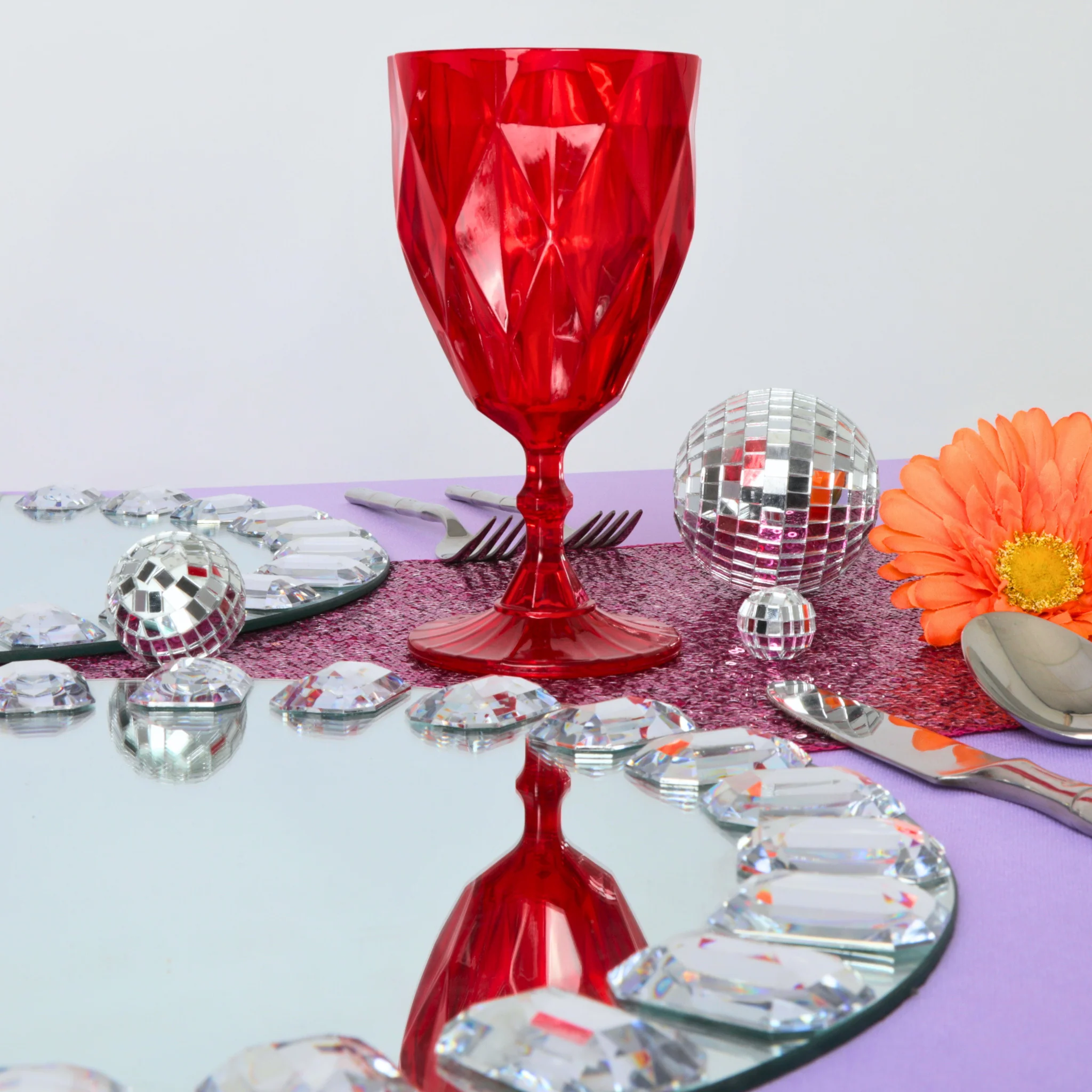 Red Vintage Acrylic Goblets (6 pcs/pk) - Image 4