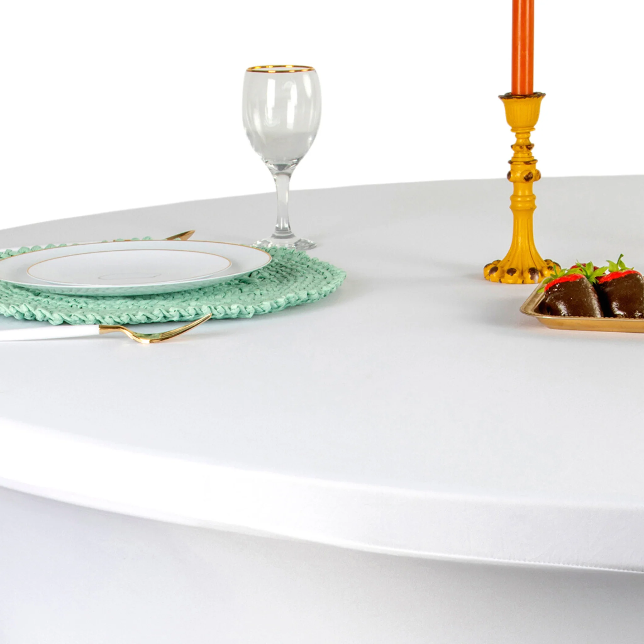 Wavy Spandex Table Cover 5ft Round - White - Image 4